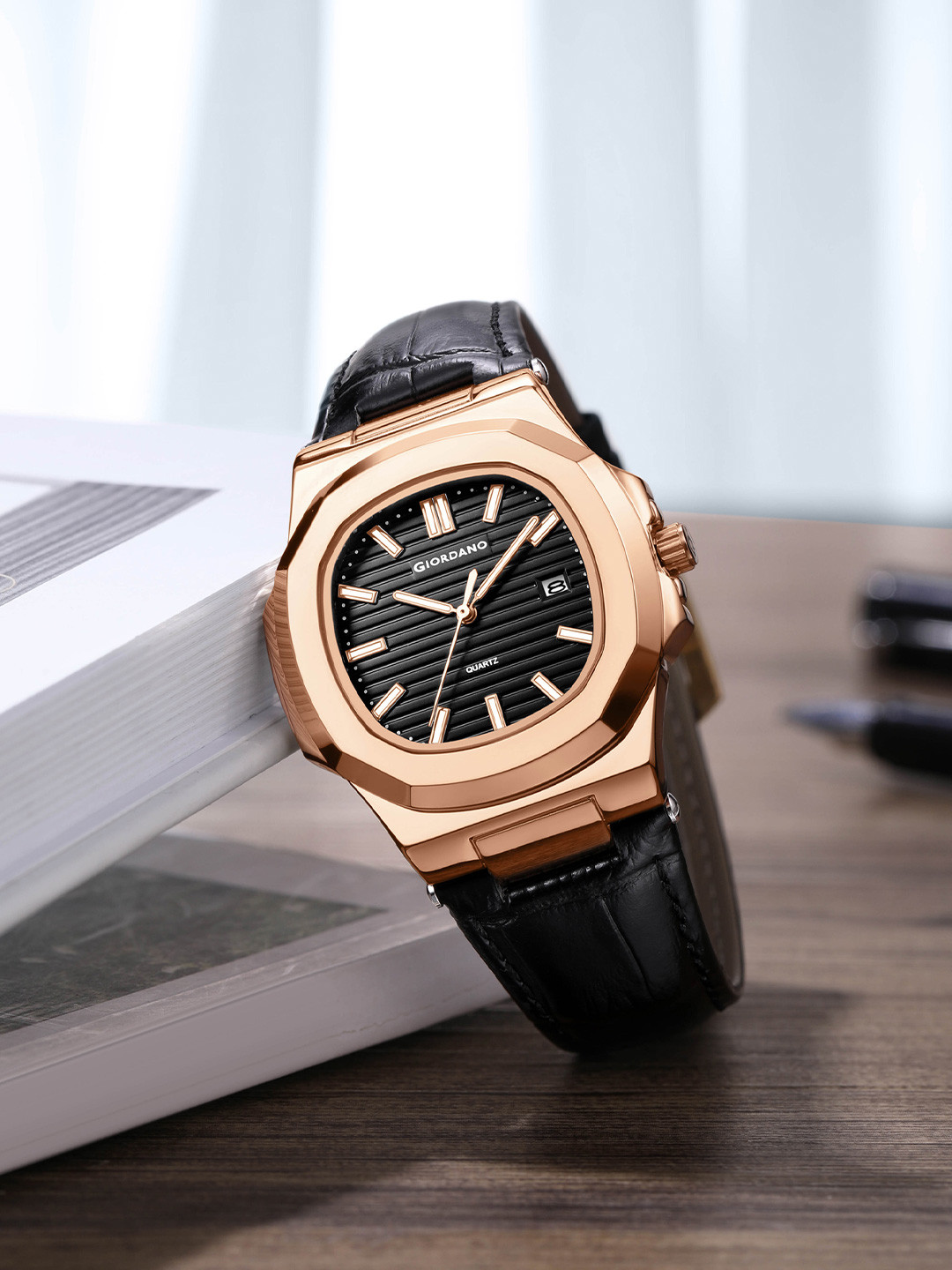 GIORDANO Men Round Dial & Straps Analogue Leather Watch GZ-50104-03