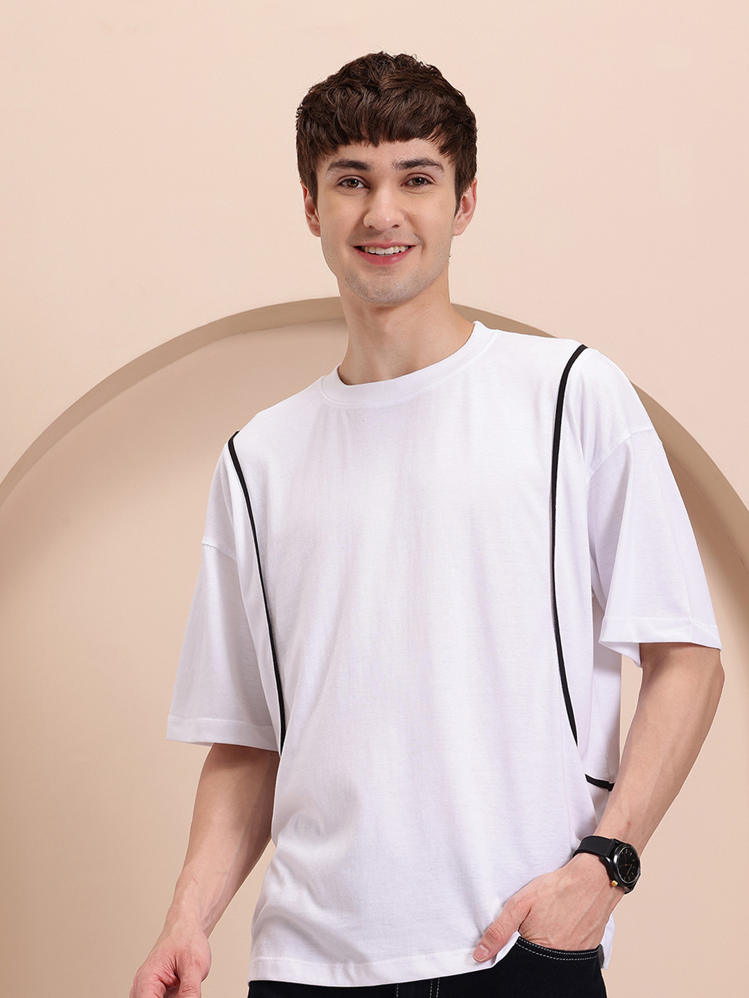 Mast & Harbour Men Contrast Piping Relaxed Fit T-shirt