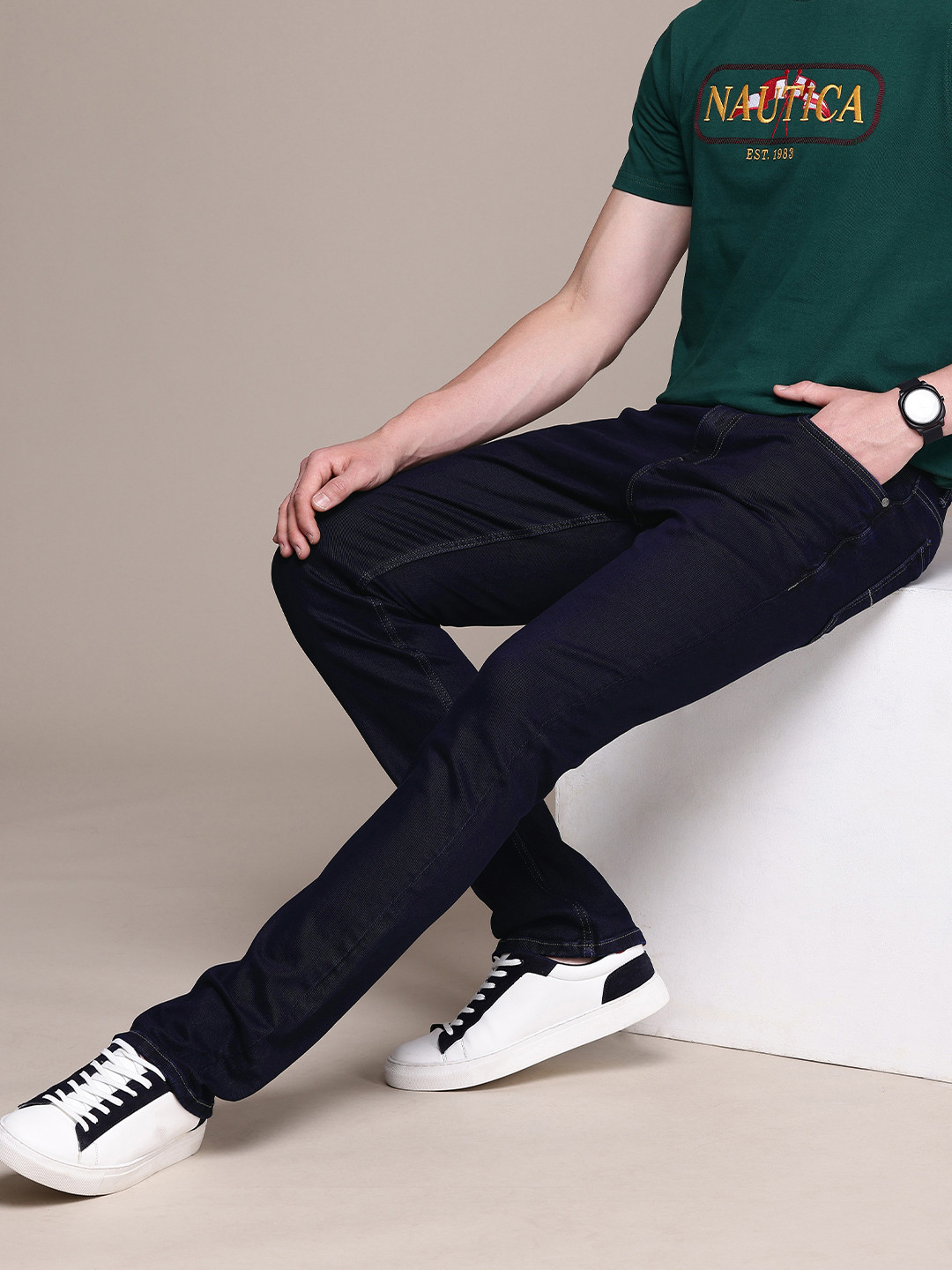 Nautica Men Straight Fit Light Fade Stretchable Jeans