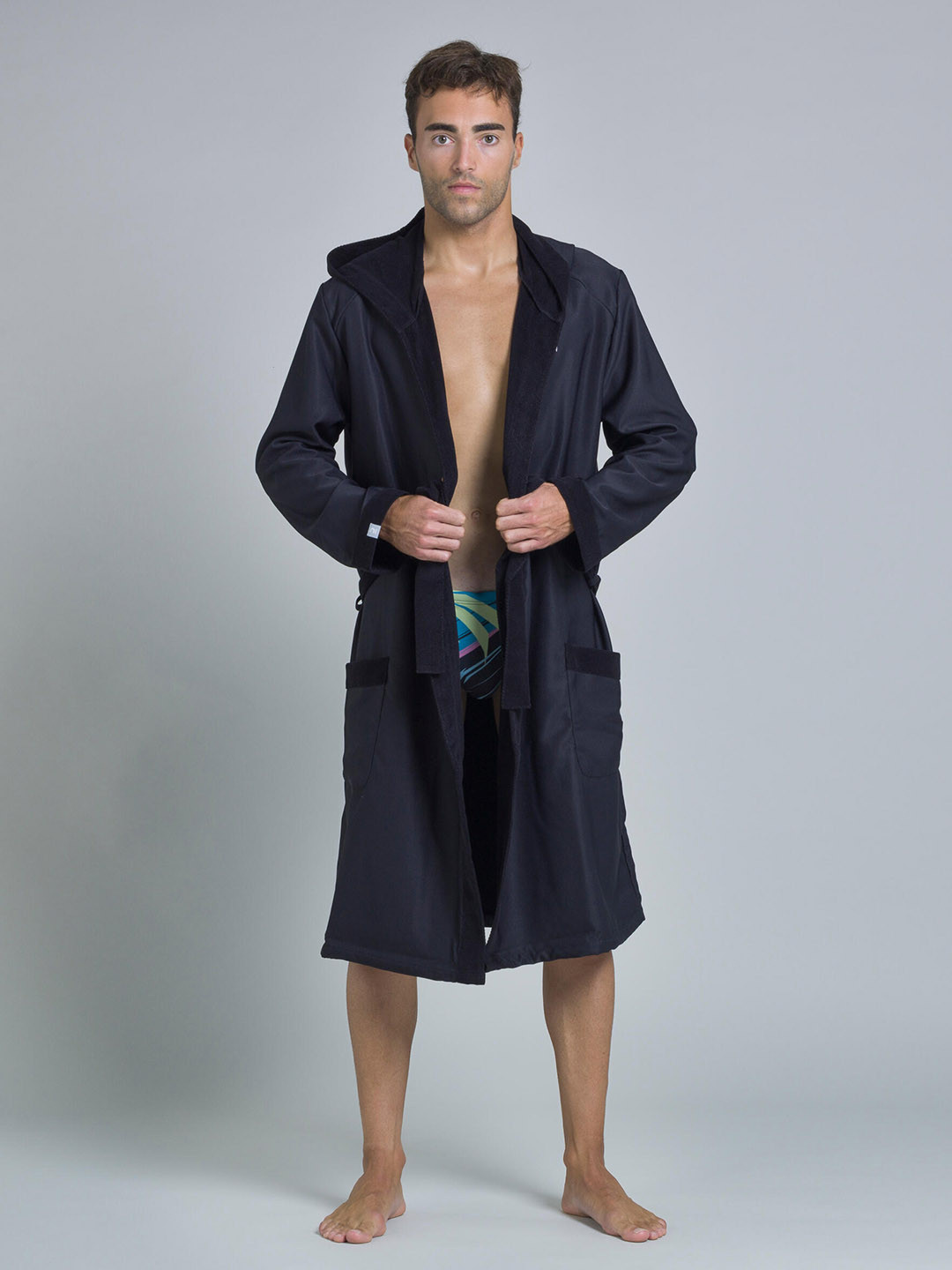 Decathlon Black Solid Polyester Drawstring Knee Length Bath Robe