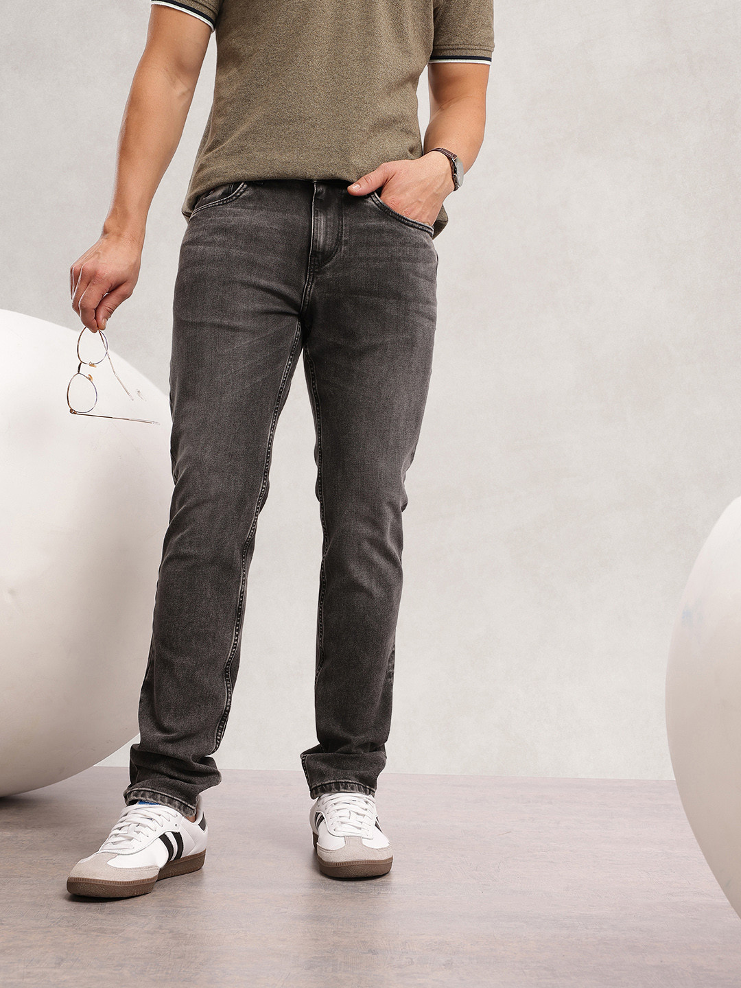 Nautica Men Slim Fit Heavy Fade Stretchable Jeans