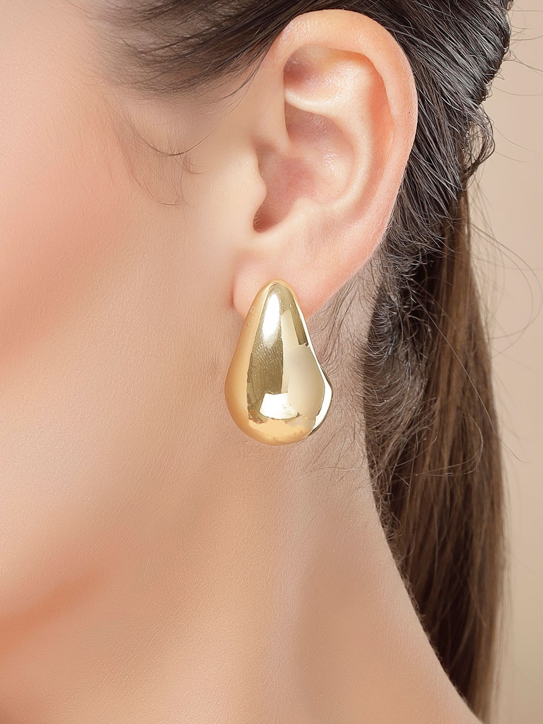 Bohey by KARATCART Gold Plated Teardrop Shaped Studs