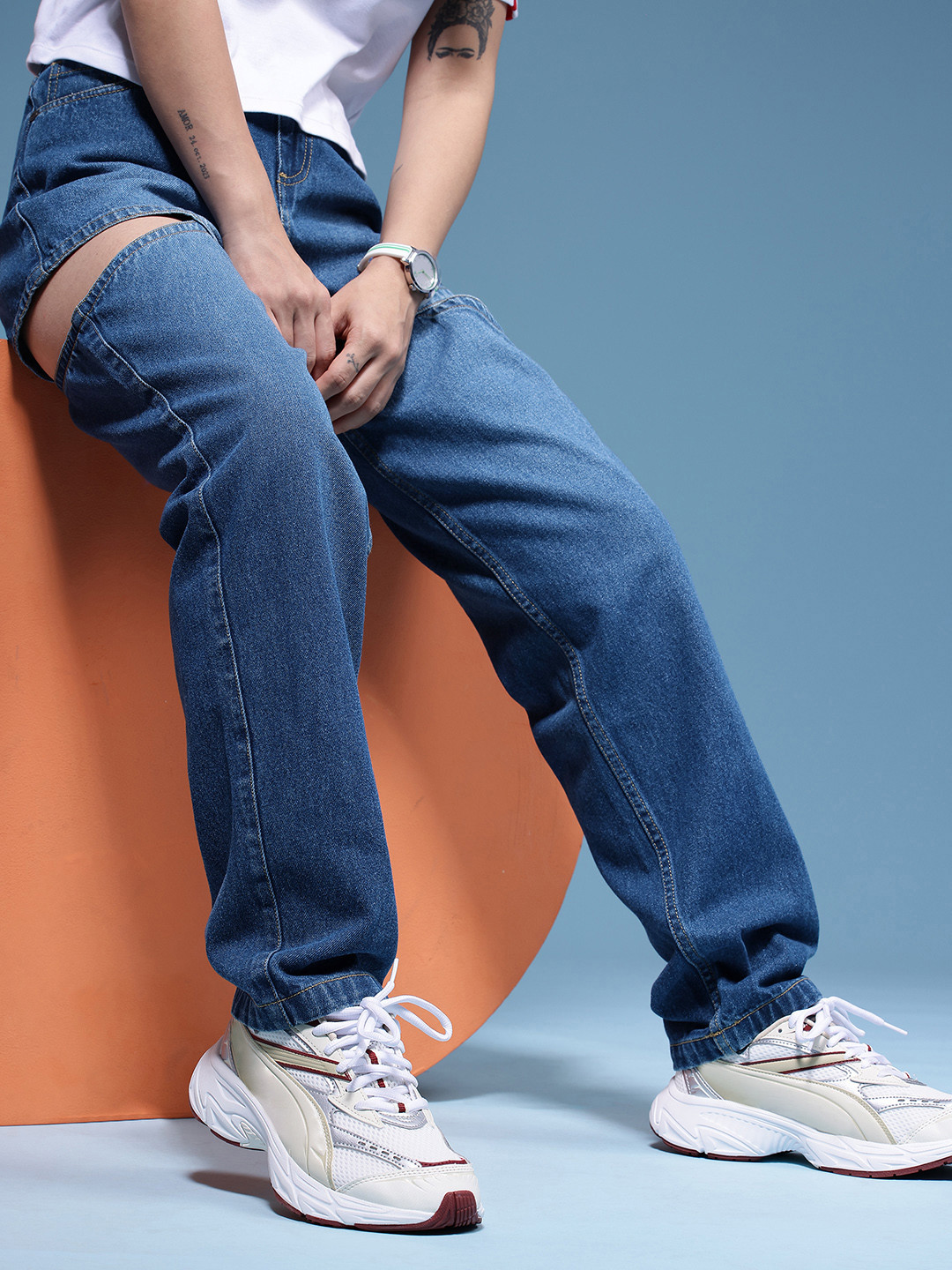 HERE&NOW Women Barrel Fit Mid-Rise Heavy Fade Pure Cotton Jeans