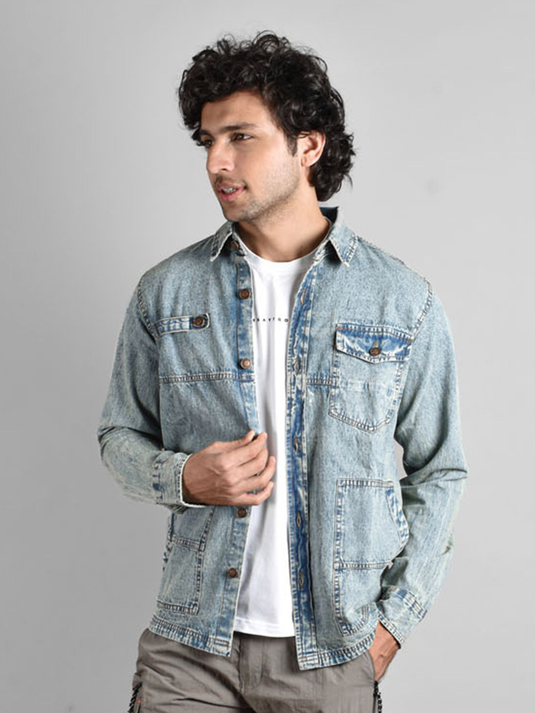 BOMBAY TROOPER Men Solid Spread Collar Casual Comfortable Denim Jacket
