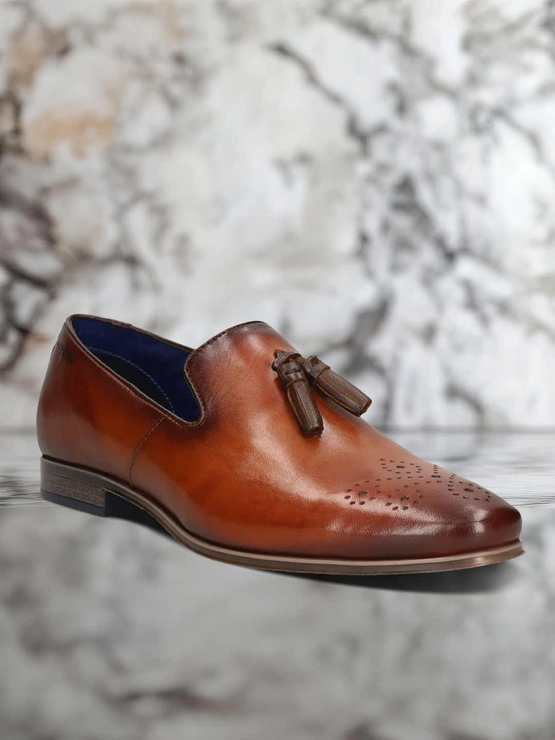Bugatti Men Round Toe Leather Formal Brogues