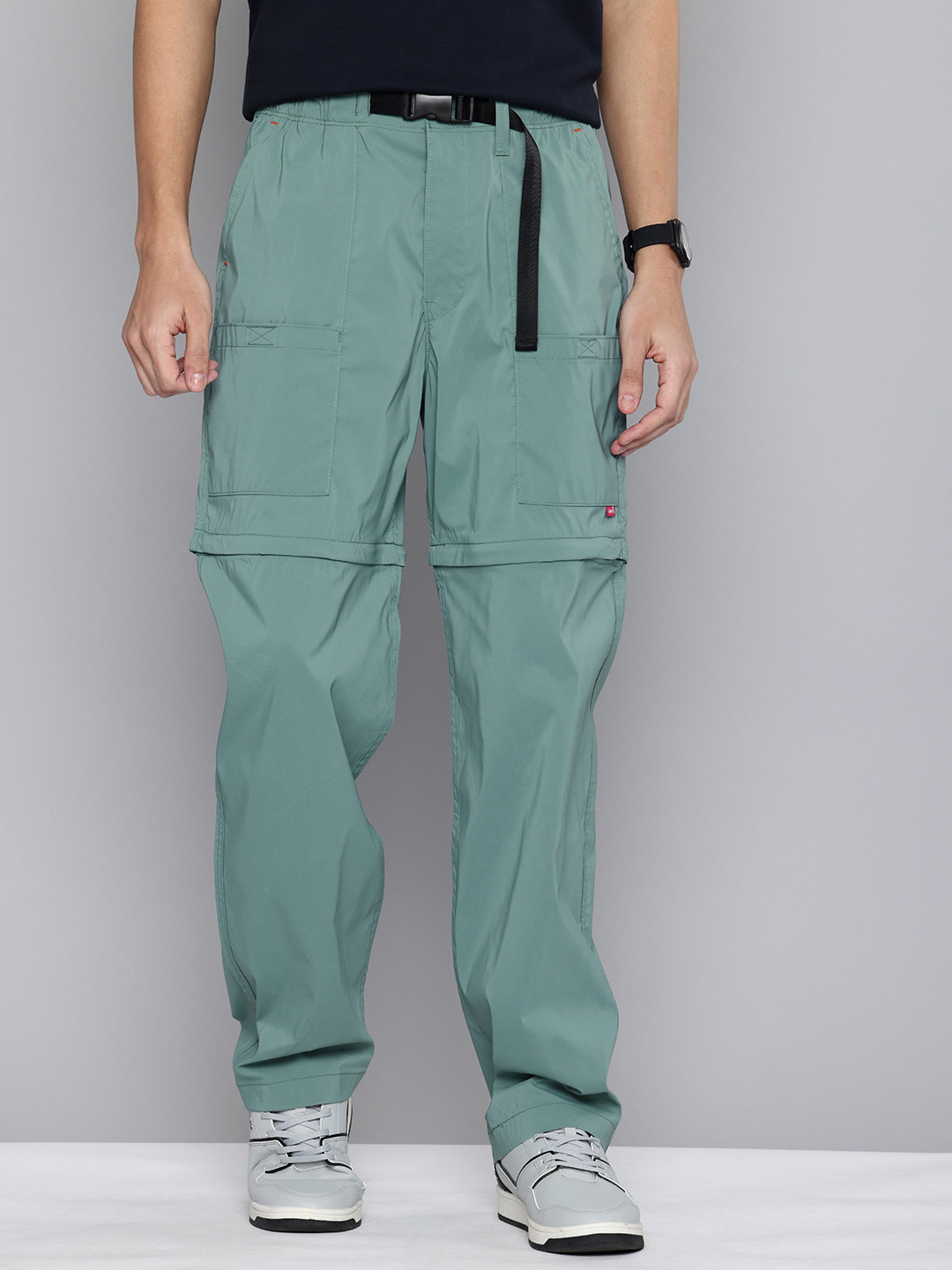 Levis Men Convertible Cargos Trousers