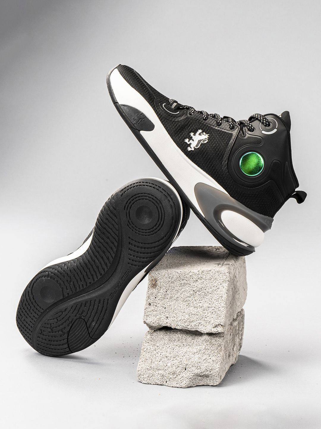 Red Tape Men Solid Comfort Insole Sneakers