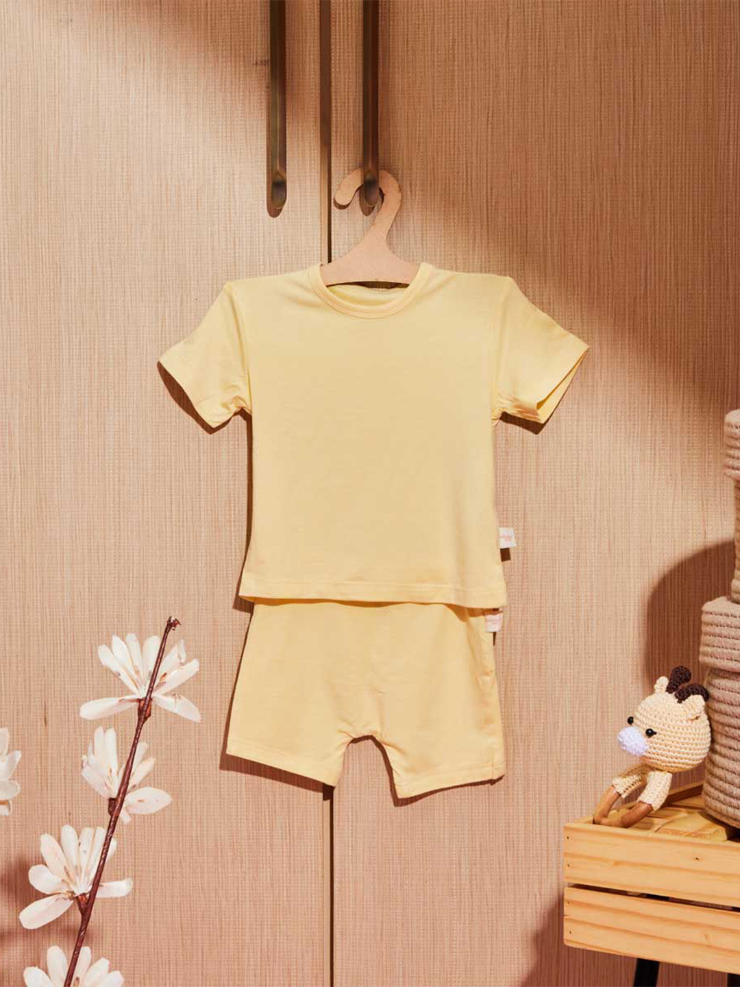 Softsens Infants Short Sleeves Pineapple Slice Bamboo T-shirt With Shorts