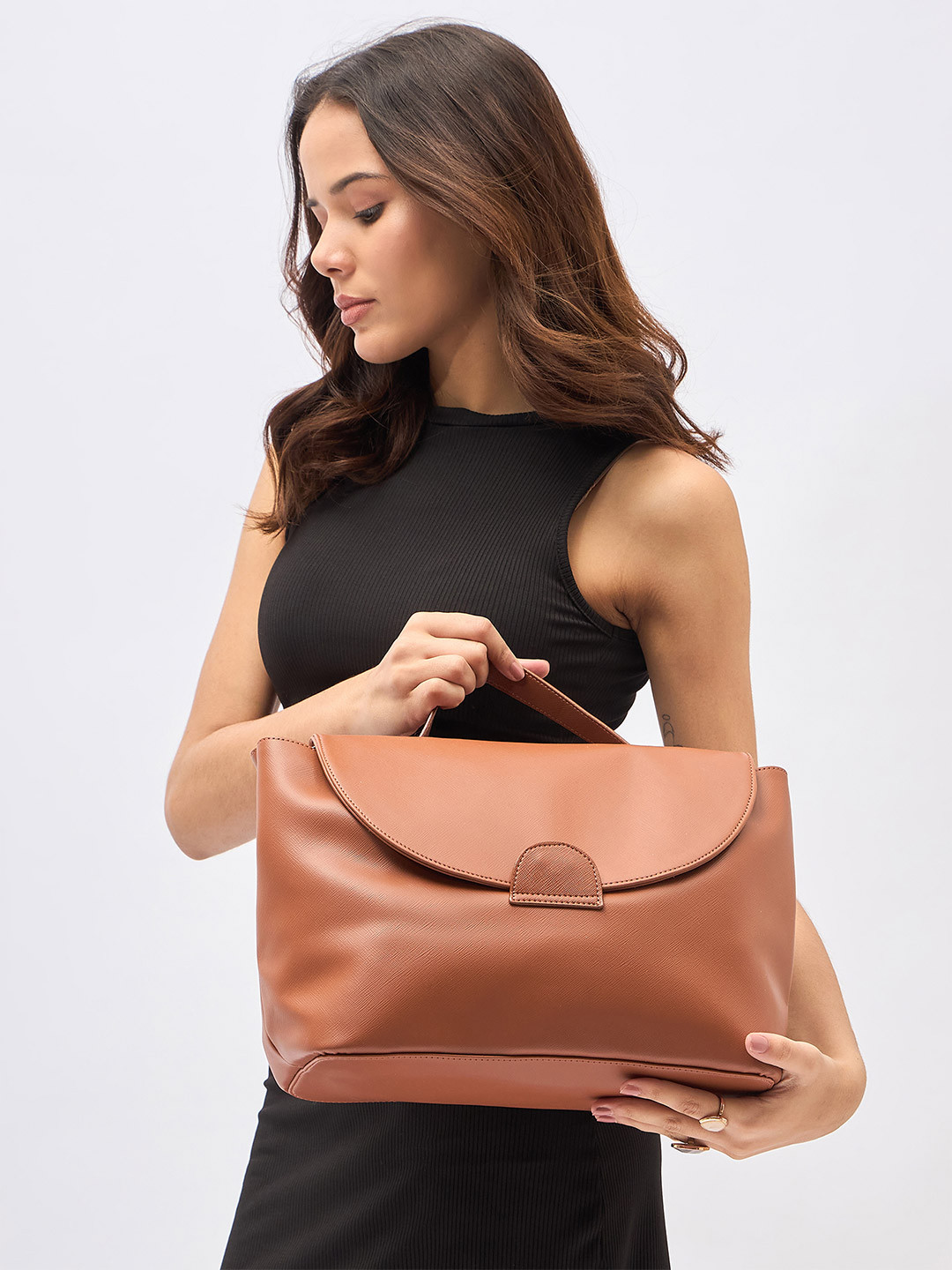Mast & Harbour Women Solid Structured Handheld Bag