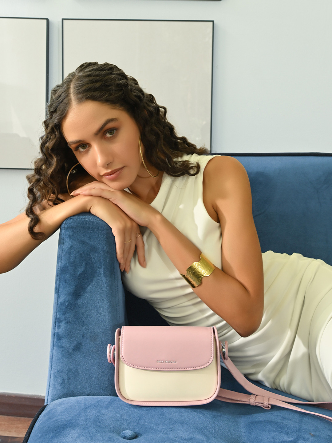 PACO MADAMO Women PU Structured crossbody Bag