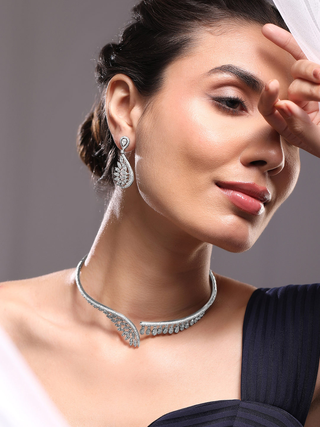 Rubans Silver-Plated AAA Cubic Zirconia Studded Leaf-Inspired Statement Choker NecklaceSet