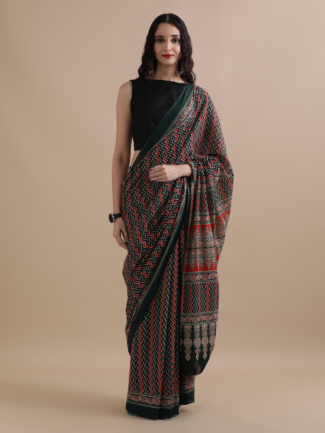 Jaipur Kurti Geometric Printed Pure Cotton Saree