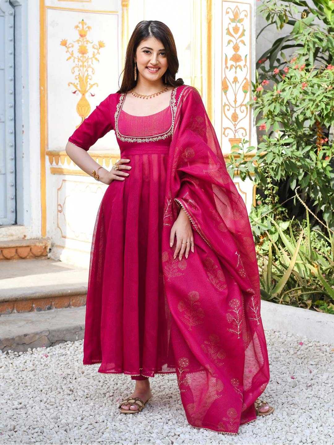 GoSriKi Thread Work Anarkali Kurta With Trouser & Dupatta - Kurta Sets for Women 31456363 | Myntra