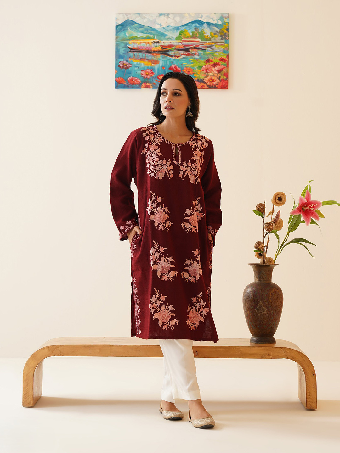 Kashmir Box Bouquet Aari Embroidered Pure Wool Winter Kashmiri Phiran