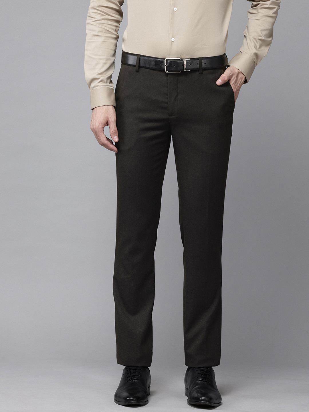 Arrow Men Originals Self-Design Mid-Rise Tailored Fit Formal Chinos