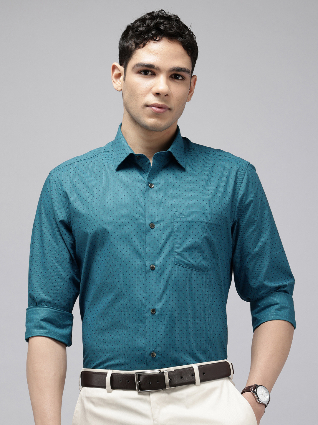Arrow Manhattan Slim Fit Micro Ditsy Self Designed Pure Cotton Formal Shirt