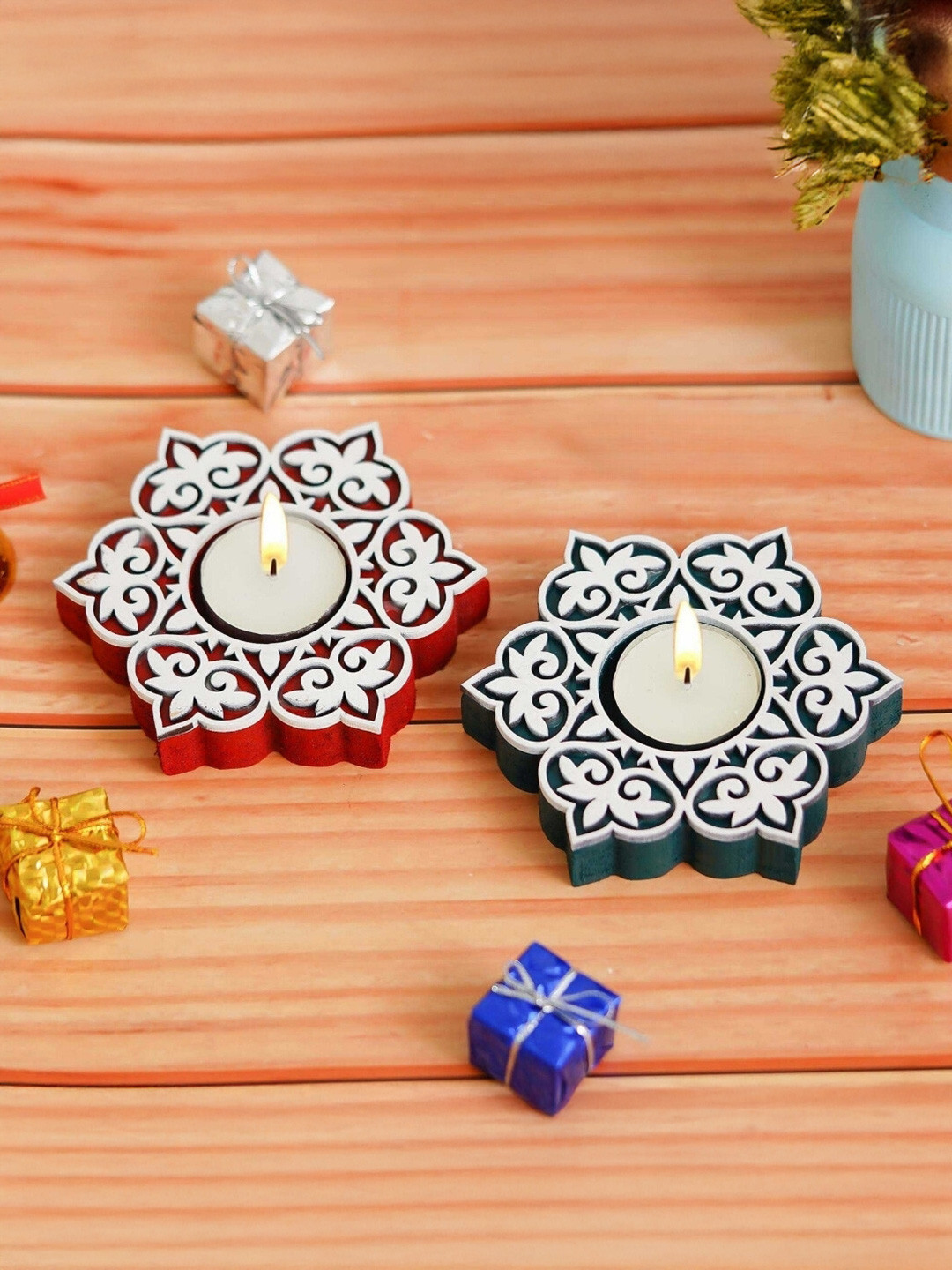 eCraftIndia Blue & Red 2 Pieces Floral Printing Block Wooden Tea Light Candle Holders