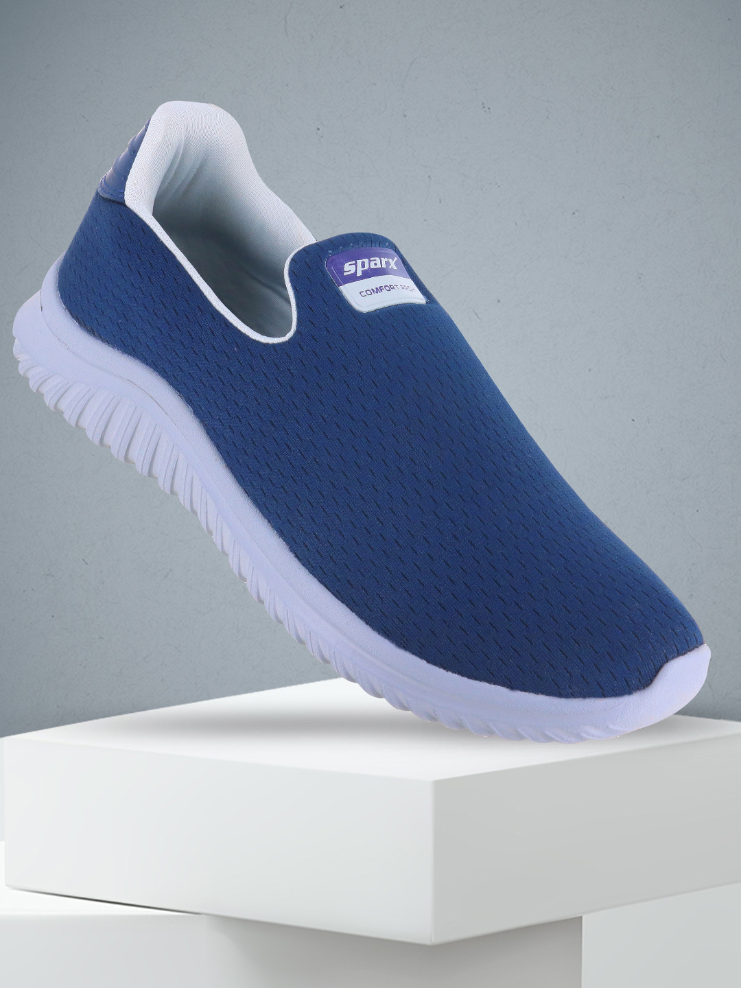 Sparx Men Slip-On Wlaking Shoes