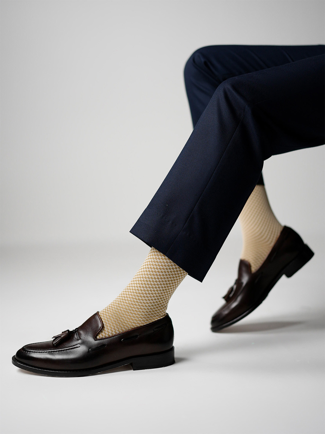 Theater Men Cream Checked Mercerized Cotton Formal Socks