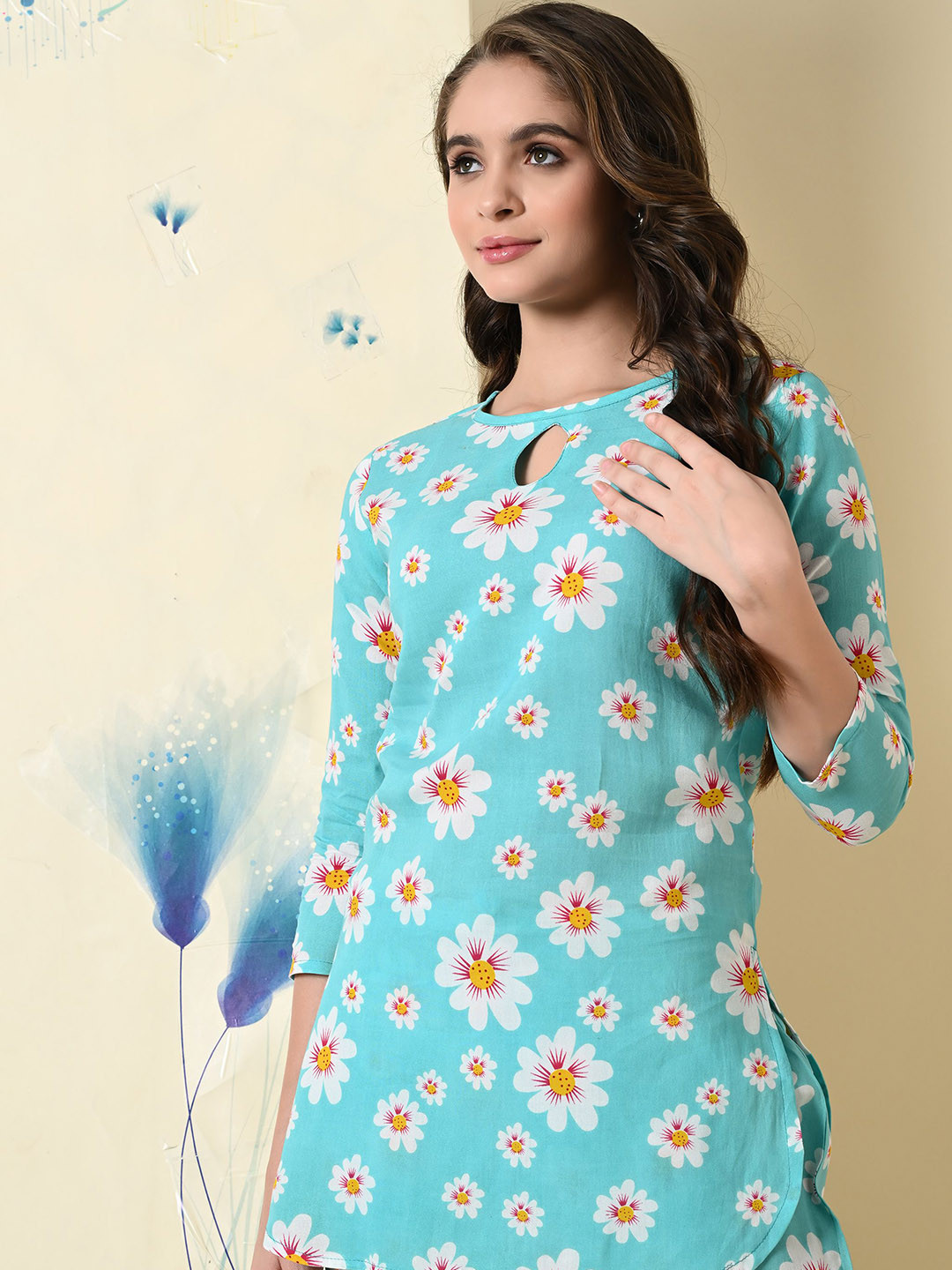 ANNSH APPAREL Floral Printed Tunic With Trousers