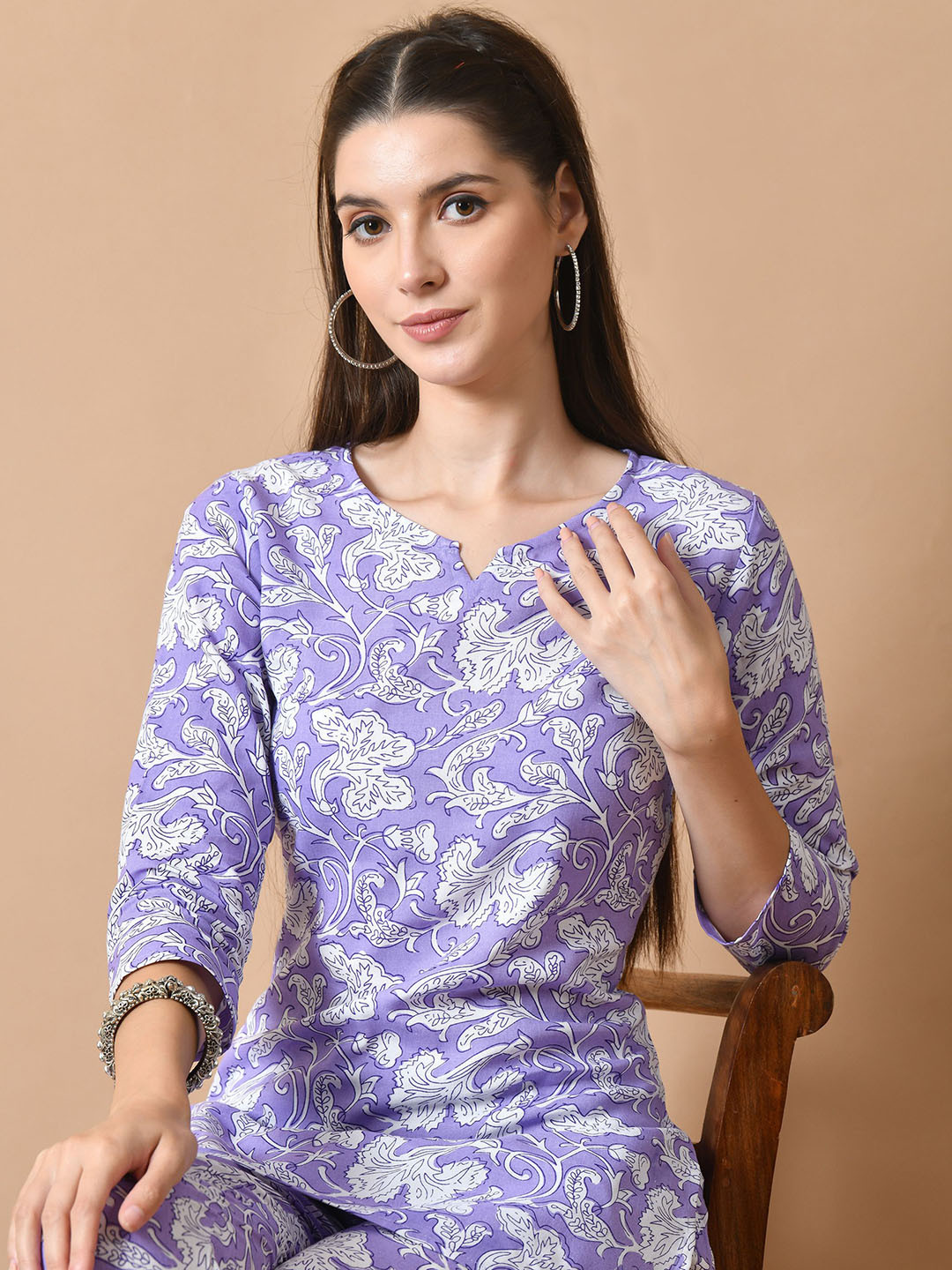 ANNSH APPAREL Floral Printed Tunic With Trouser