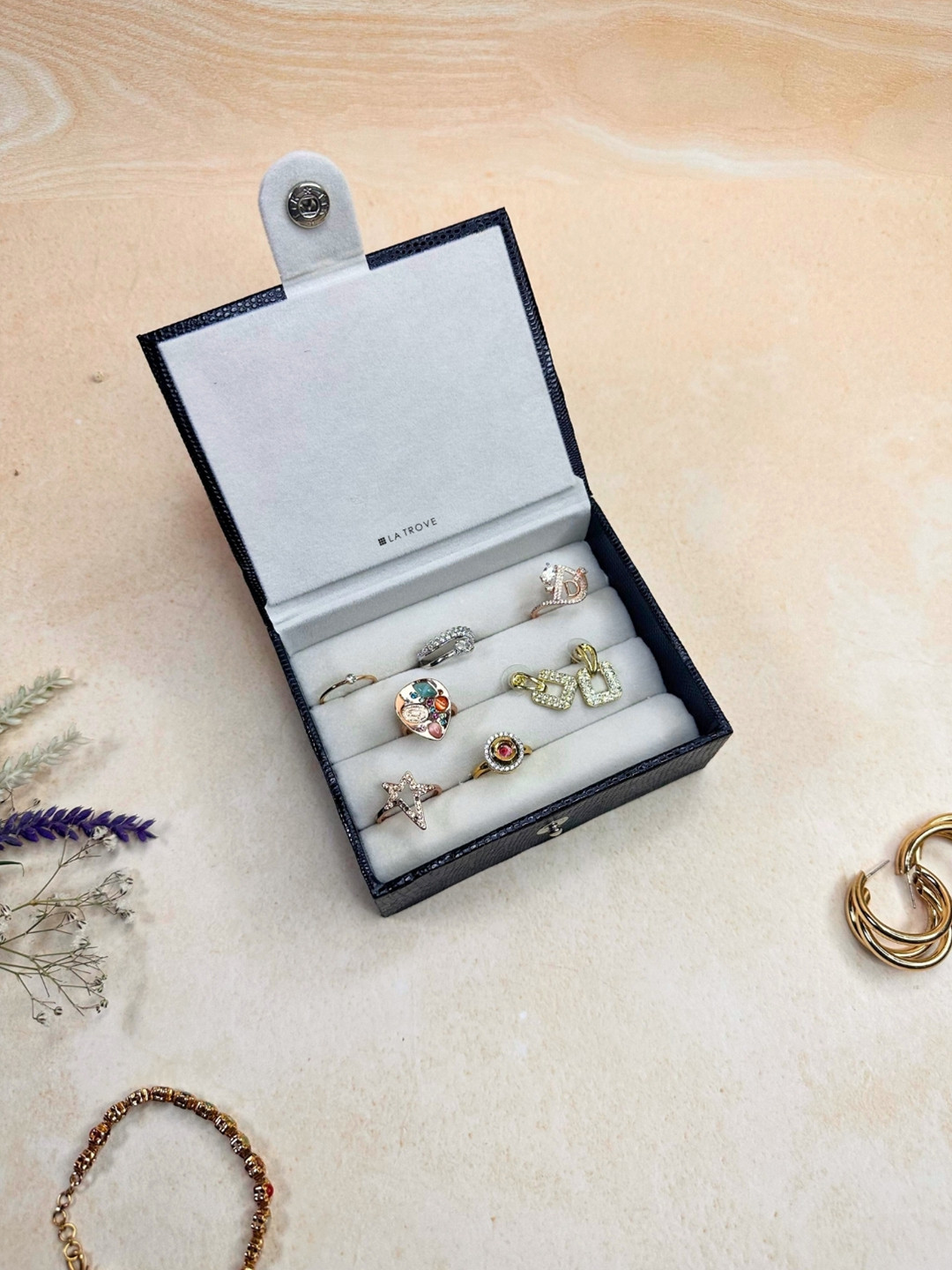 La Trove Women Small Black Rings Organizer Box for Wardrobe Closet