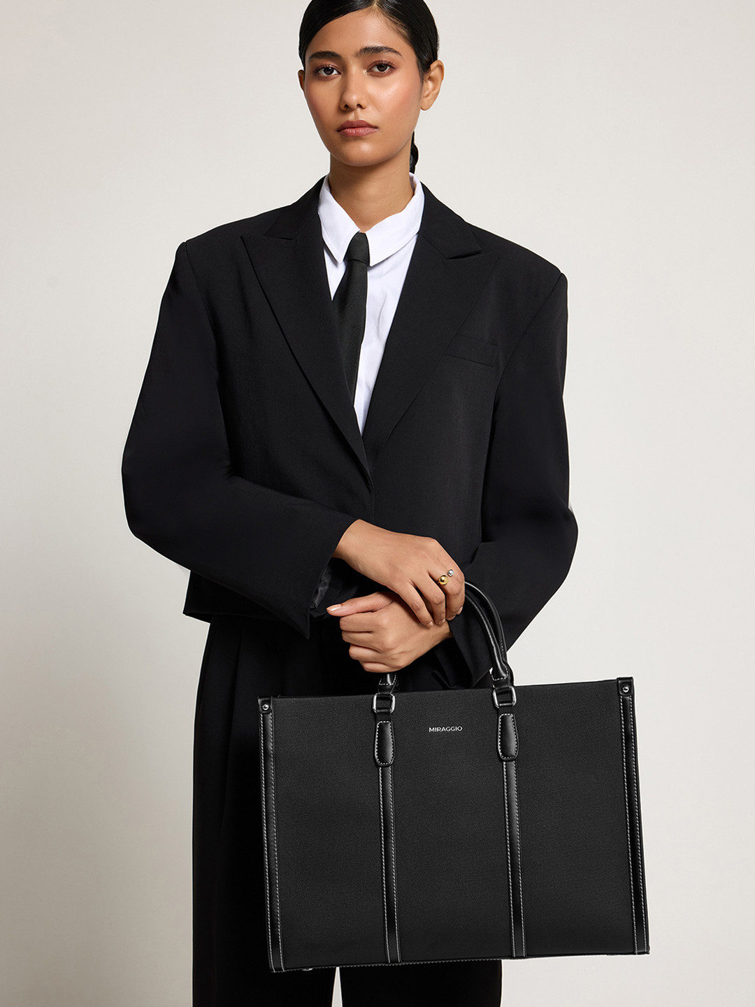 MIRAGGIO Beverly Black Canvas Tote Bag with Shoulder Strap