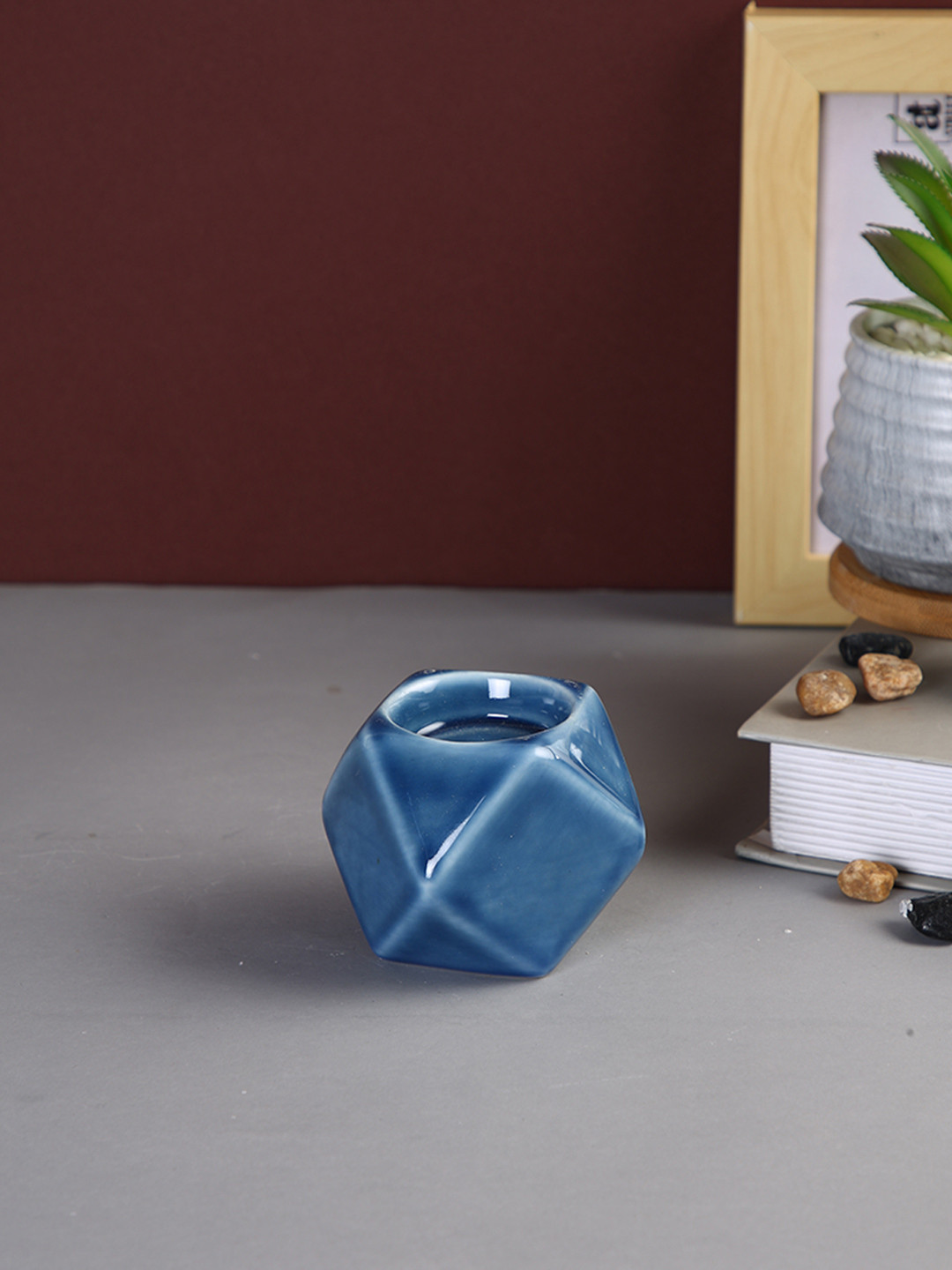 TAYHAA Navy Blue & White Nordic style Geometric designed Ceramic Candle Holder