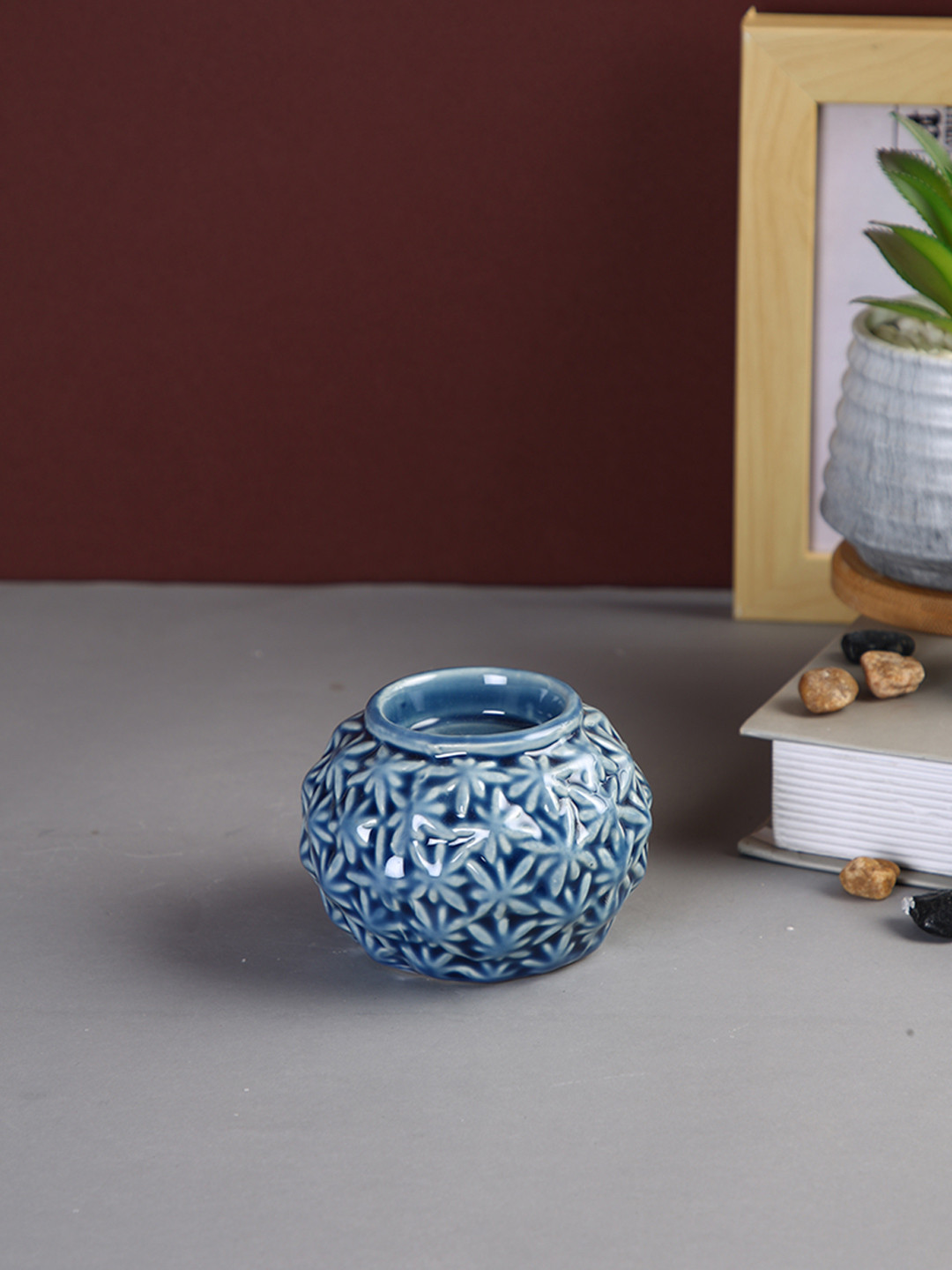 TAYHAA Blue & White Engraved Artisan Ceramic Candle Holder