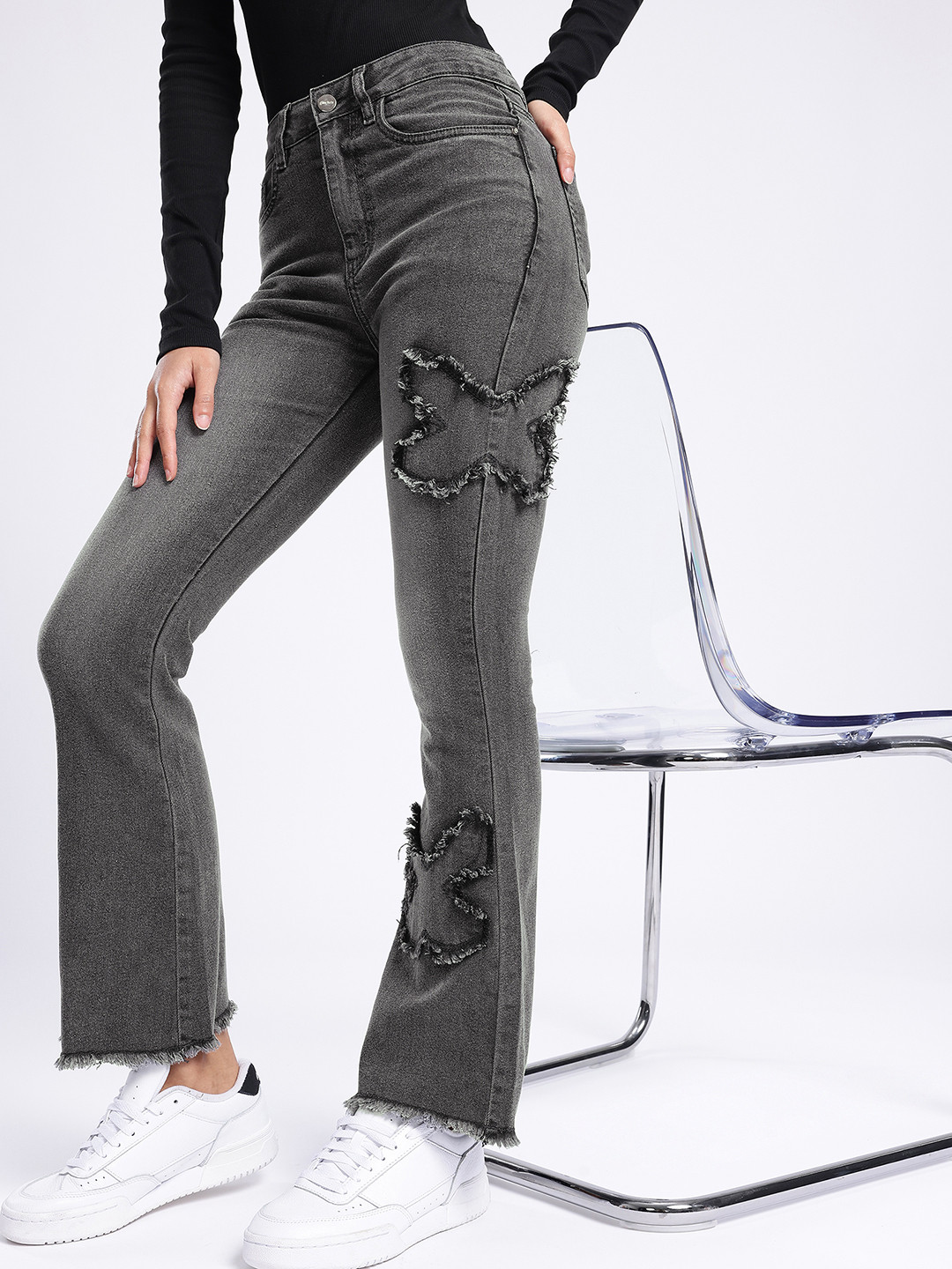 glitchez Women Skinny Flared Fit High-Rise Light Fade Applique Frayed Jeans