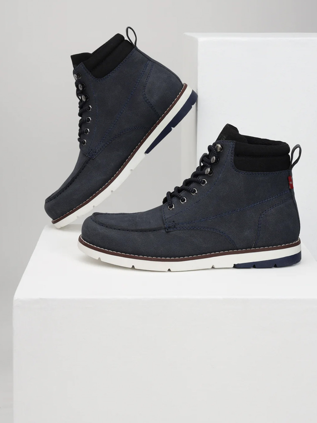 Levis Men Laced Up Boots