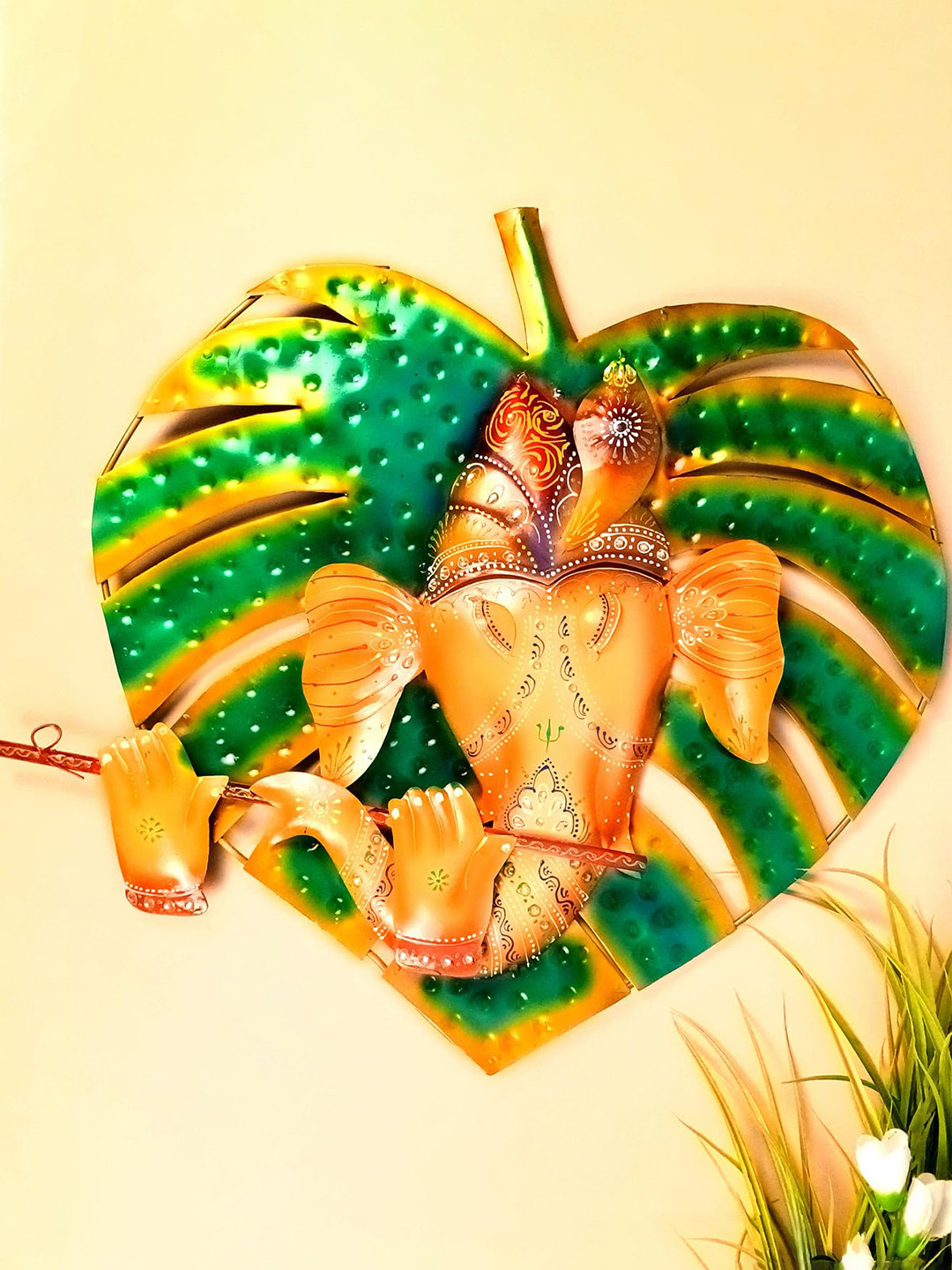 apka mart Ganesha Wall Hanging - Leaf Design Metal Matte Spiritual Wall Decor-13.8In
