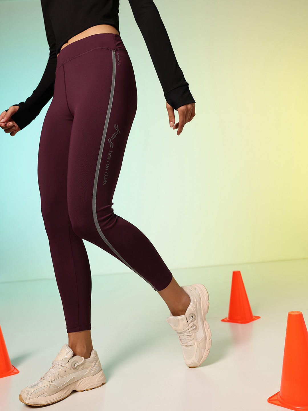 HRX by Hrithik Roshan Women Haptic Pulse Story Rapid-Dry Printed Running Tights