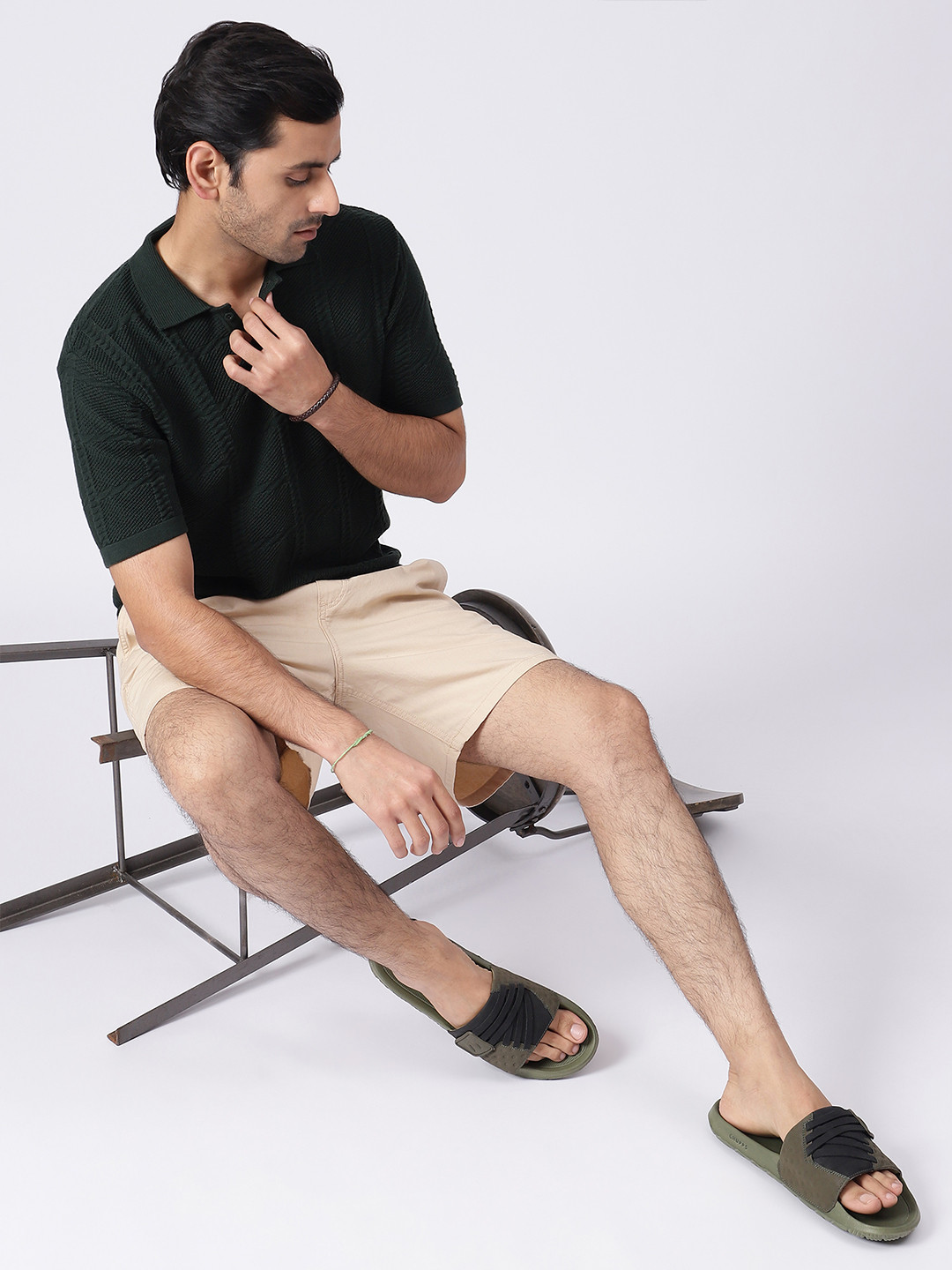 CHUPPS Men Olive Cross Powergrip Flipflop