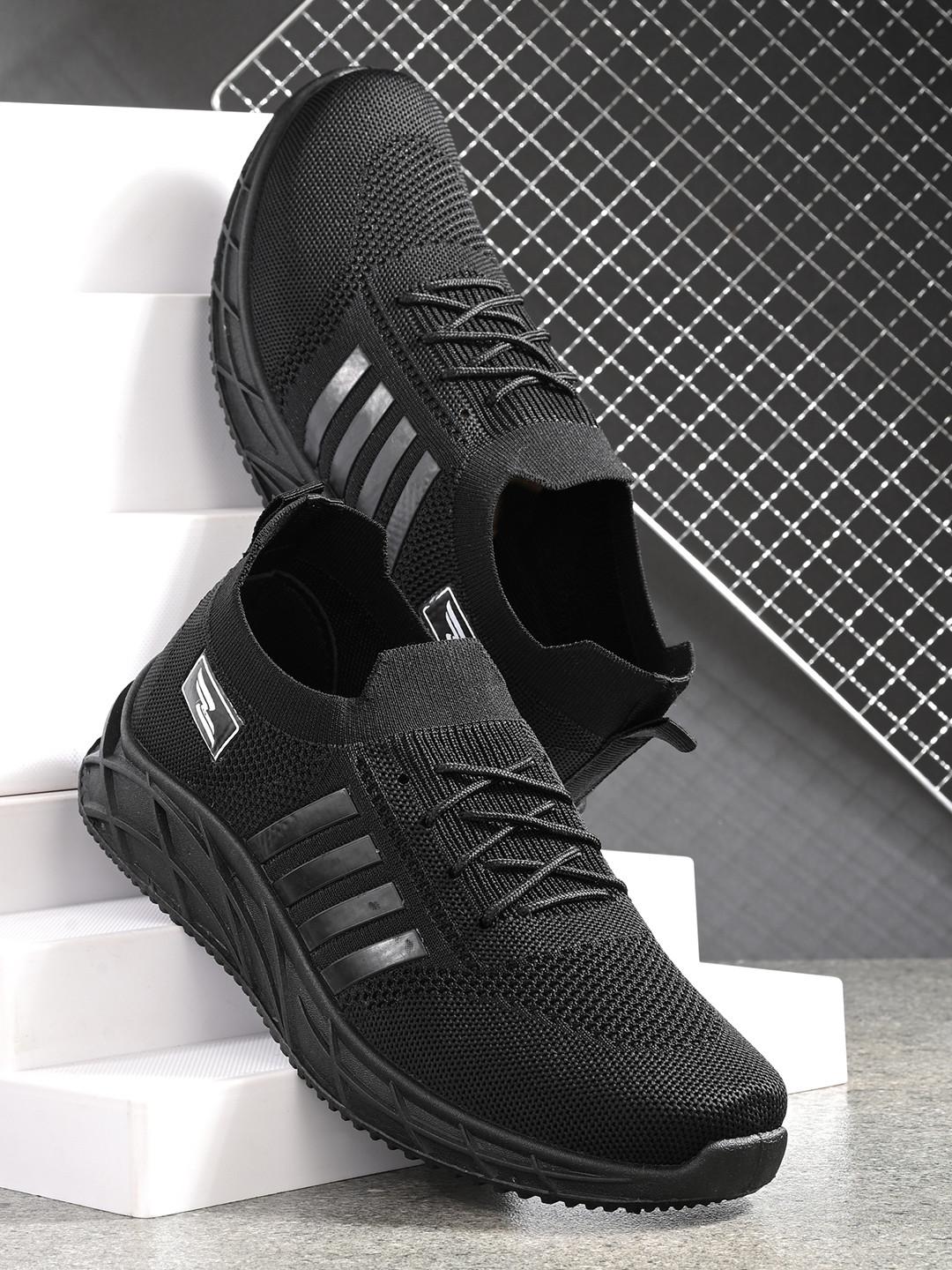 BIRDE ZenG Men Textured Round Toe Sneakers