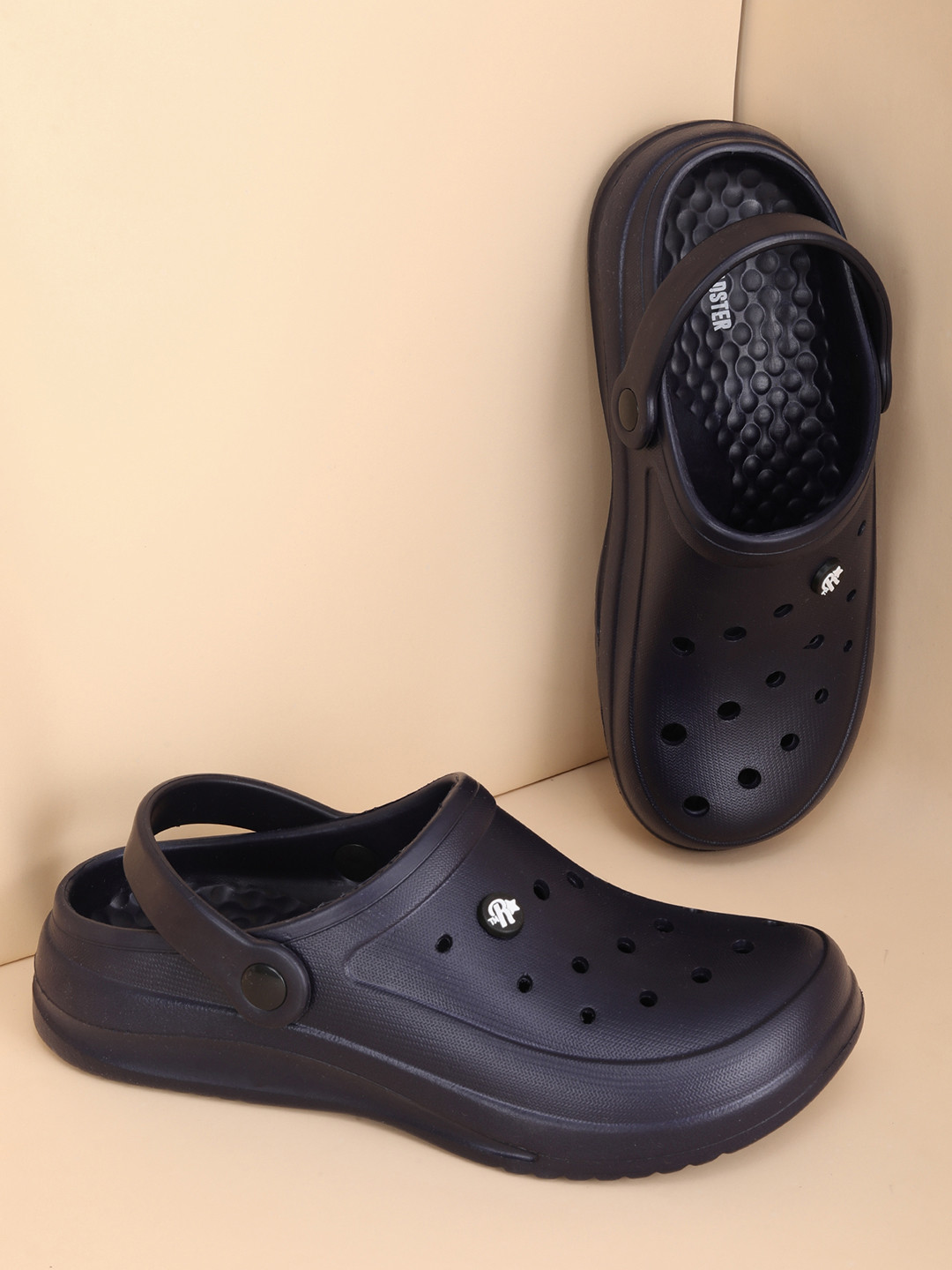 The Roadster Lifestyle Co Nuo Men Casual Clog Flip Flops