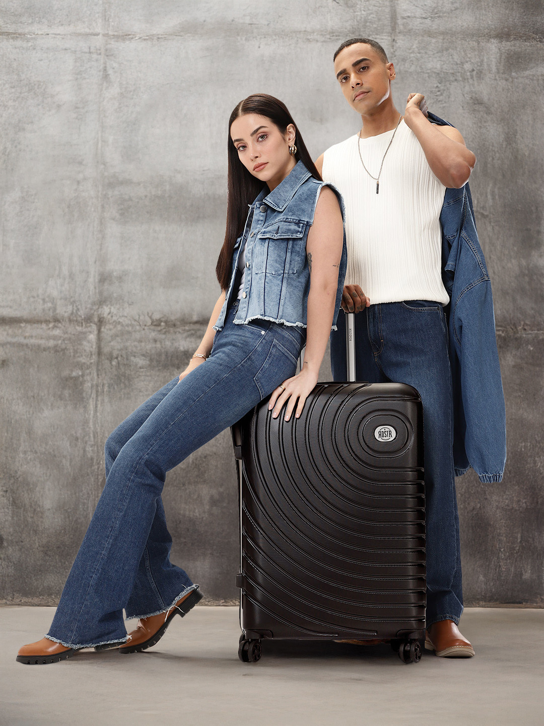 Roadster HRD Textured Large Suitcase Trolley Bag- 80.2 L