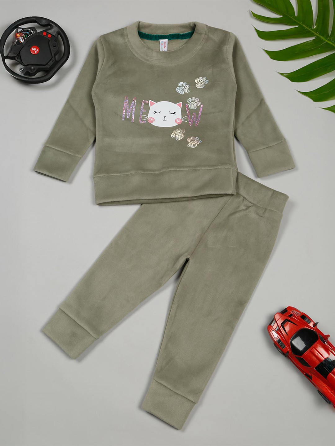 LITTLE GINNIE Girls Therma-Fit Sweatshirt With Trousers