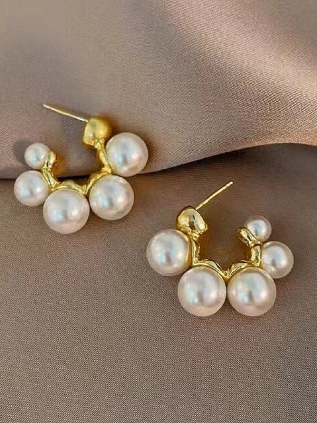 UnfoldSelf Contemporary Studs Earrings