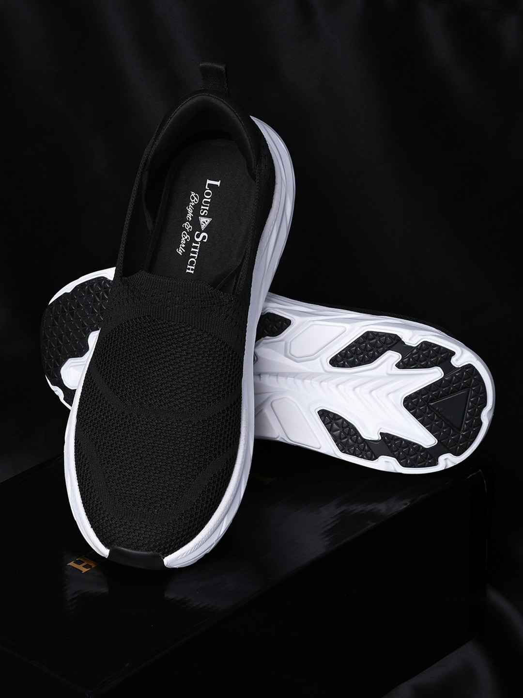 LOUIS STITCH Men Egyptian Black Casual Slip-On Fly Knit Sneakers