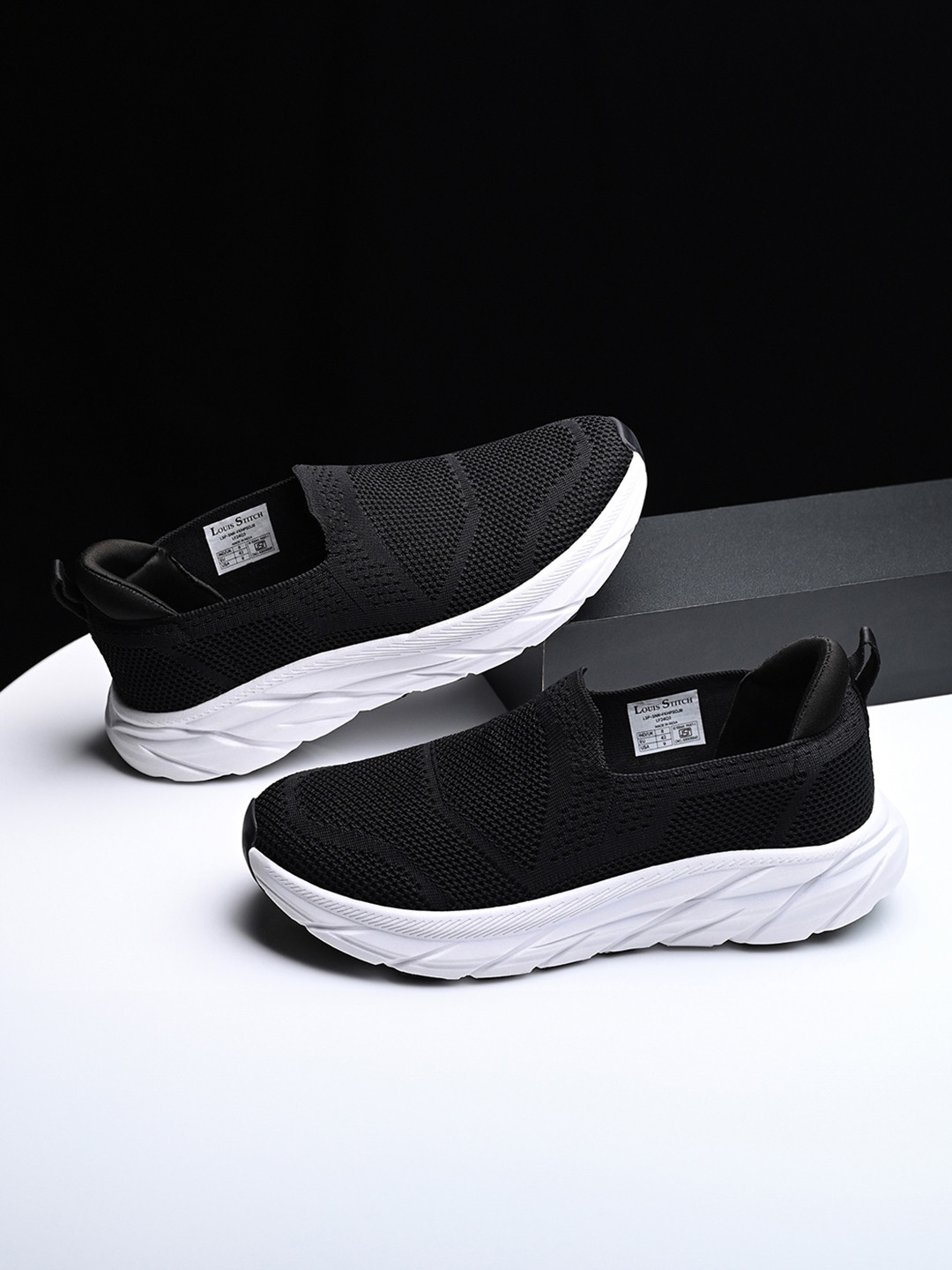 LOUIS STITCH Men Egyptian Black Casual Slip-On Fly Knit Sneakers