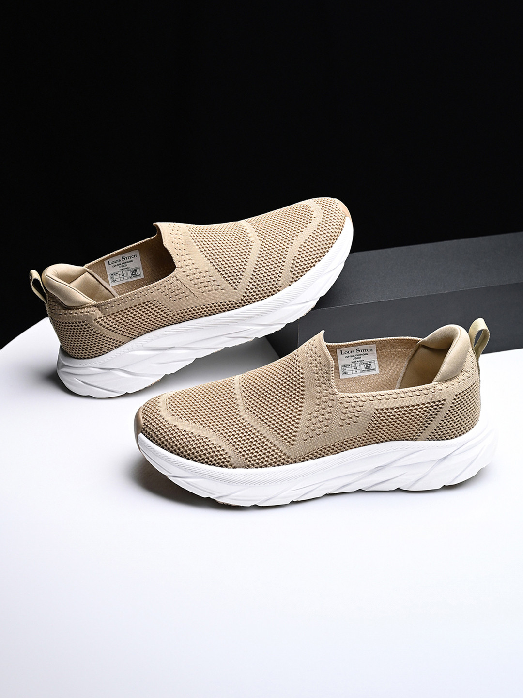 LOUIS STITCH Men Beige Casual Slip-On Fly Knit Sneakers