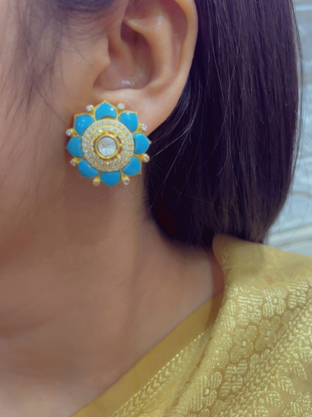 Raj Gems 925 Silver Stud Earring