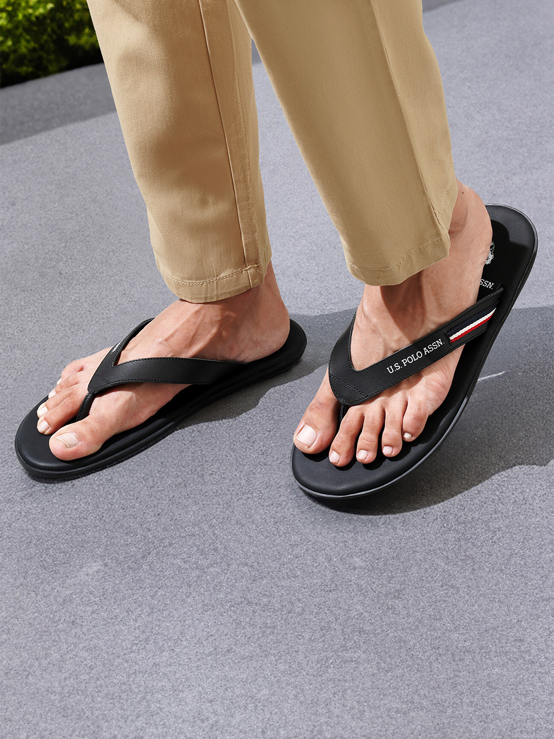 U.S. Polo Assn. Men WANOR 2.0 Thong Flip-Flops