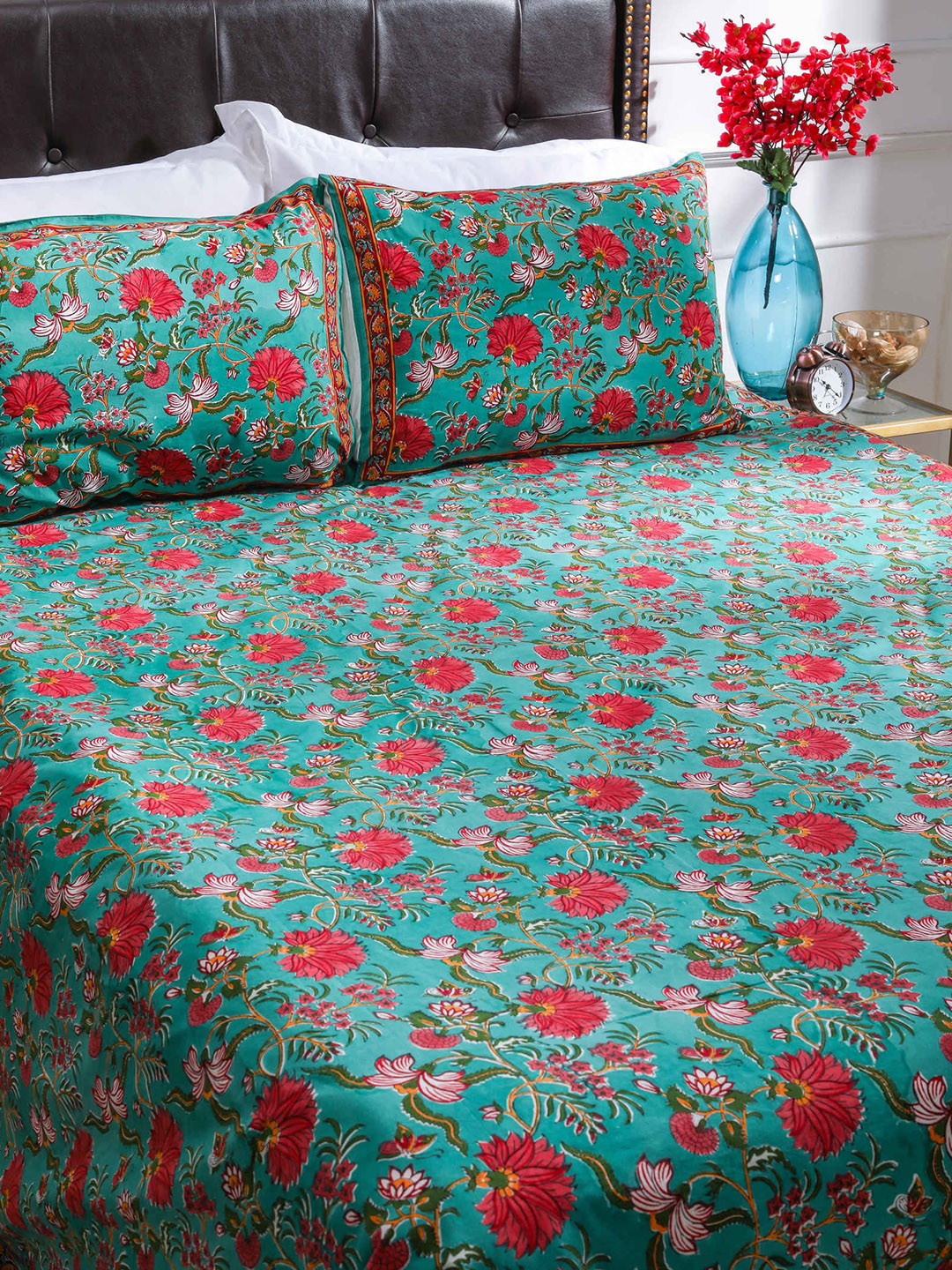SHAHENAZ Sunderban Turquoise Blue Floral Cotton 180 TC King Bedsheet with 2 Pillow Covers-20 x 28 inches
