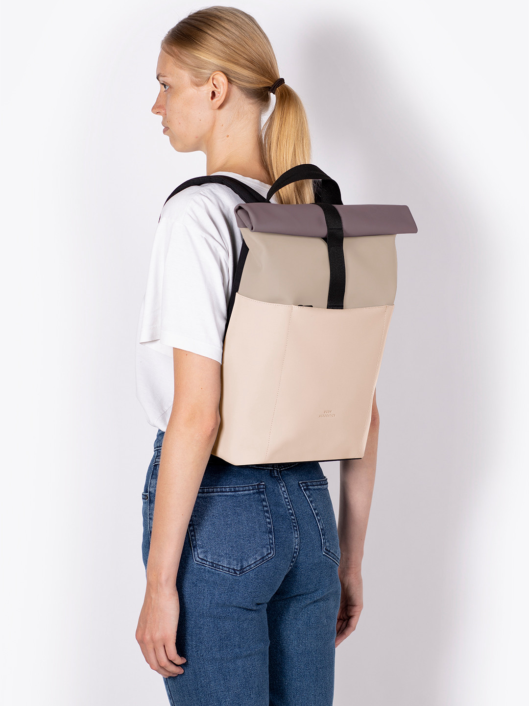 UCON ACROBATICS Unisex Colourblocked Hajo Mini Laptop Backpack