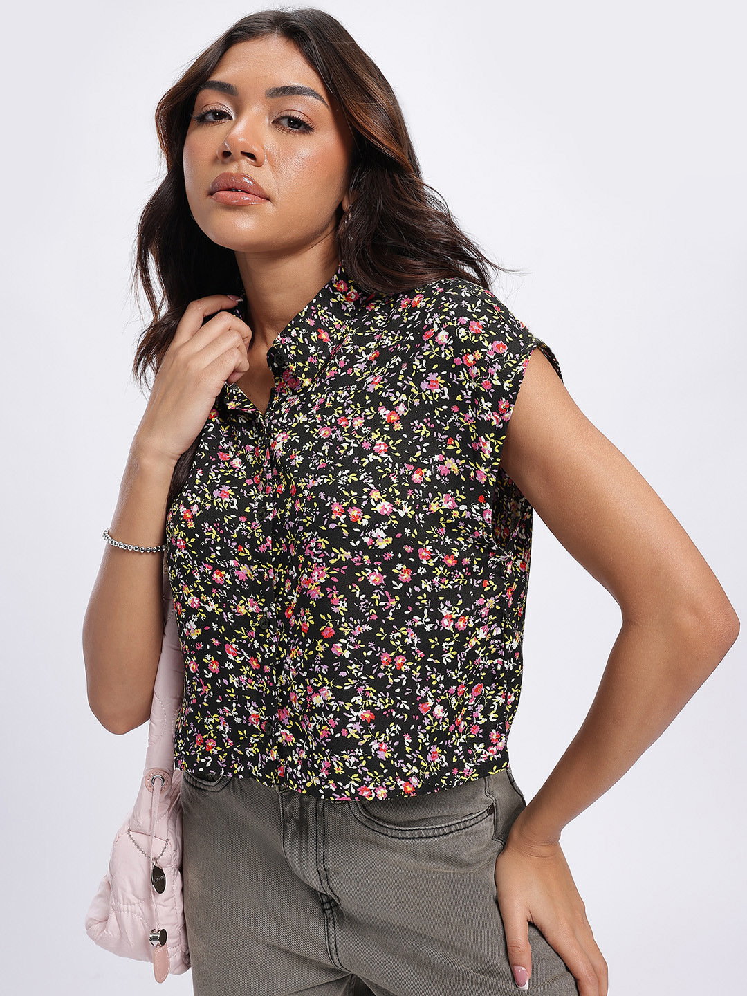 glitchez Floral Print Boxy Sleeveless Crop Shirt