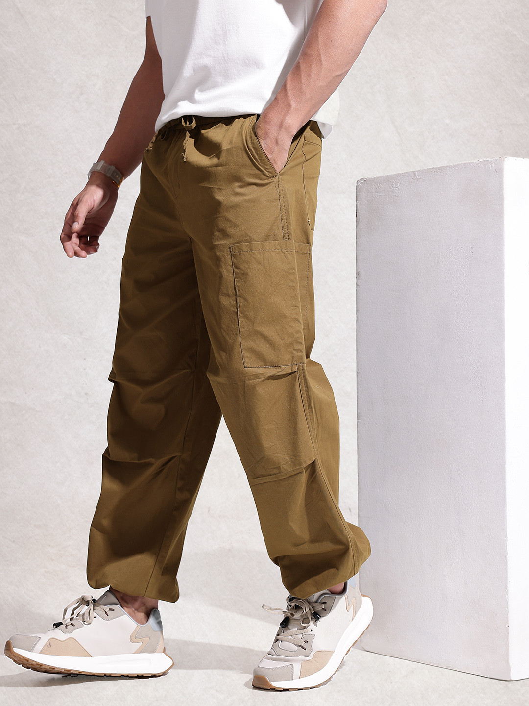 WROGN Men Loose Fit Pure Cotton Cargo Styles Parachute Trouser