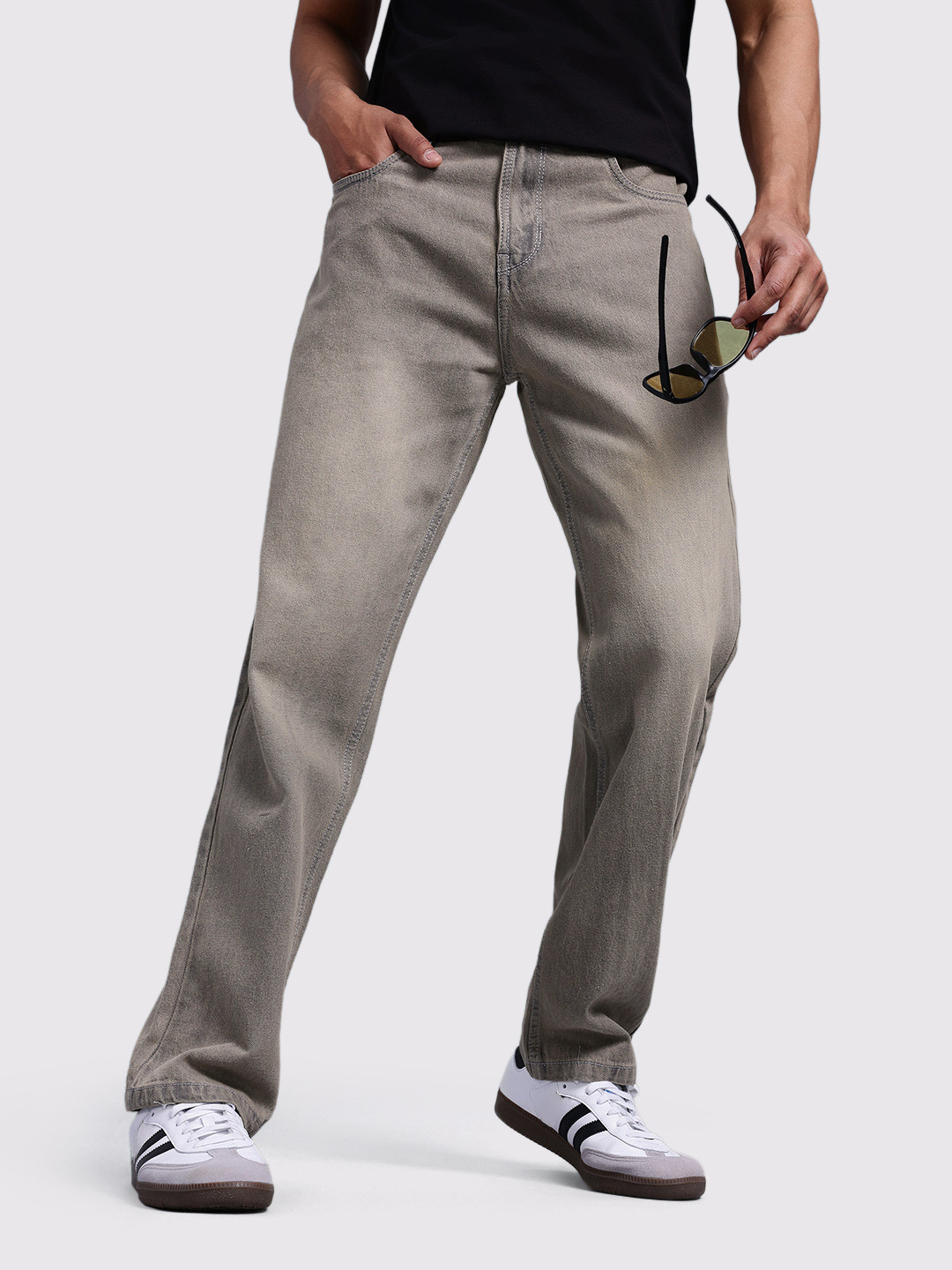 The Roadster Life Co. Men Contrast Stitch Vintage Wash Jeans