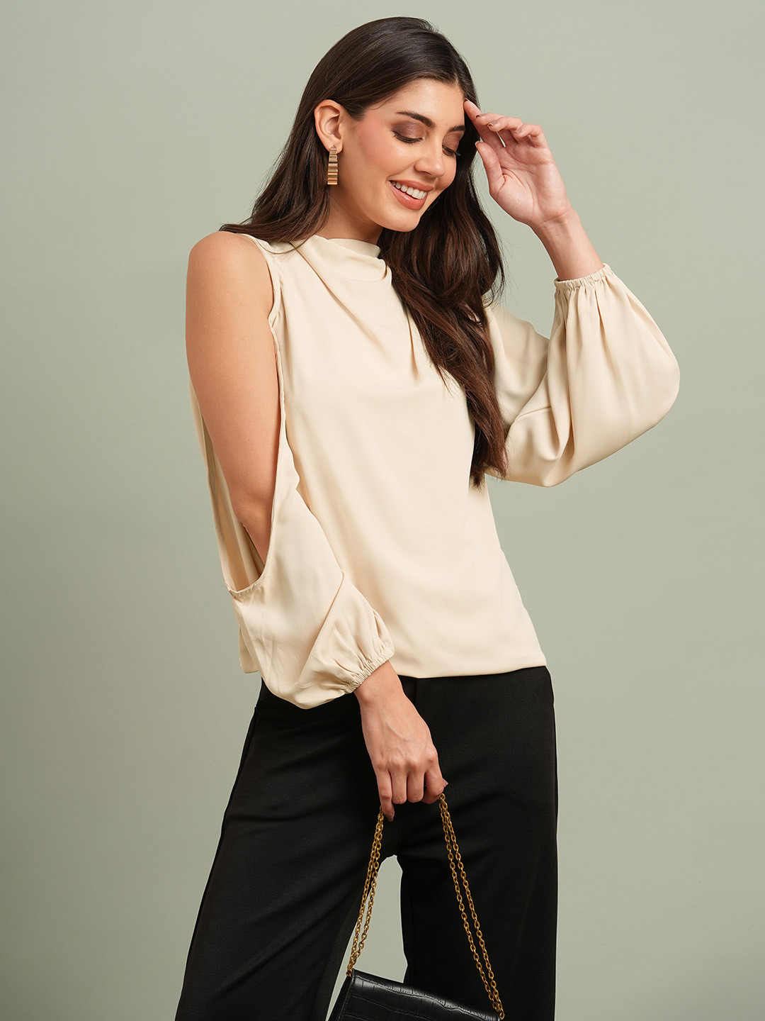 Globus Cowl Neck Cold Shoulder Bishop Sleeves Solid Pleat Detail Party Top